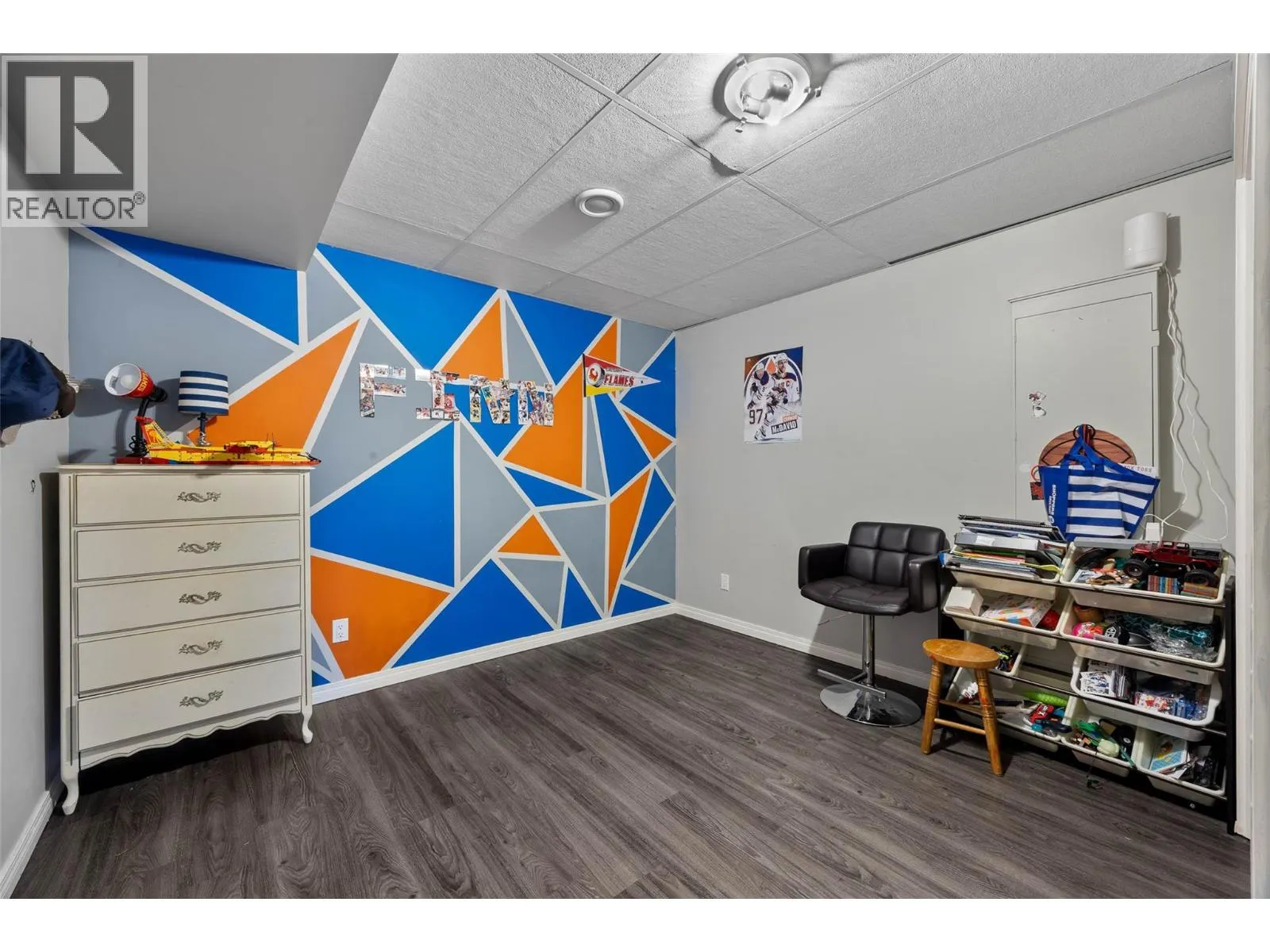 1900 HUGH ALLAN Drive Unit# 34