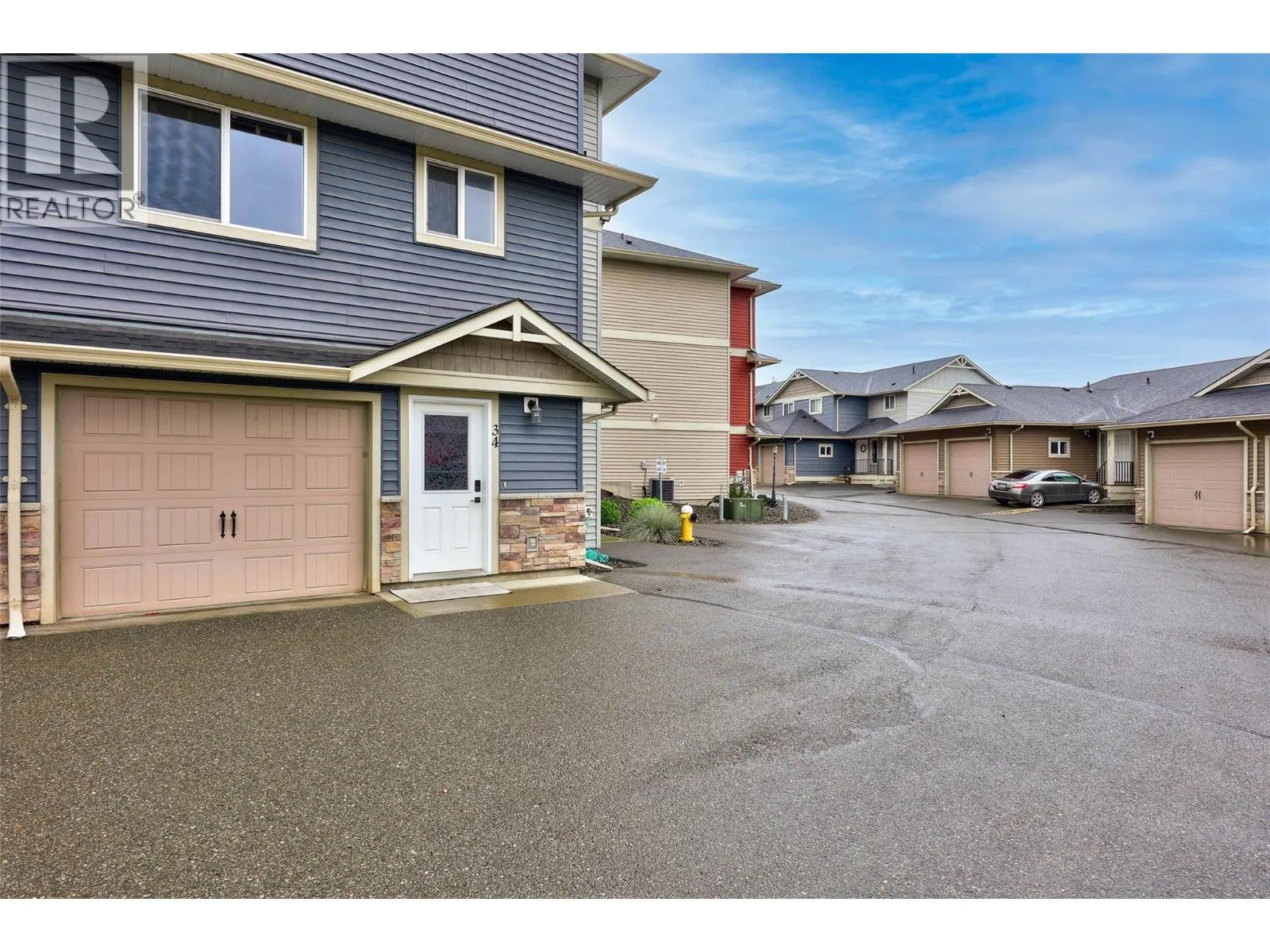 1900 HUGH ALLAN Drive Unit# 34