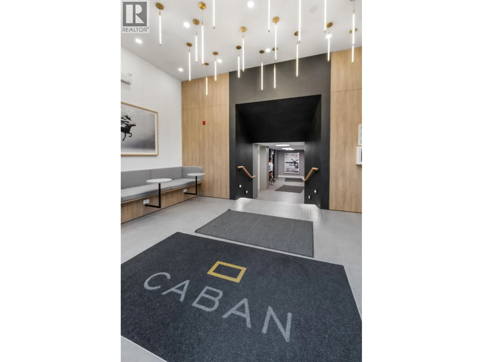 3389 Lakeshore Road Unit# N313