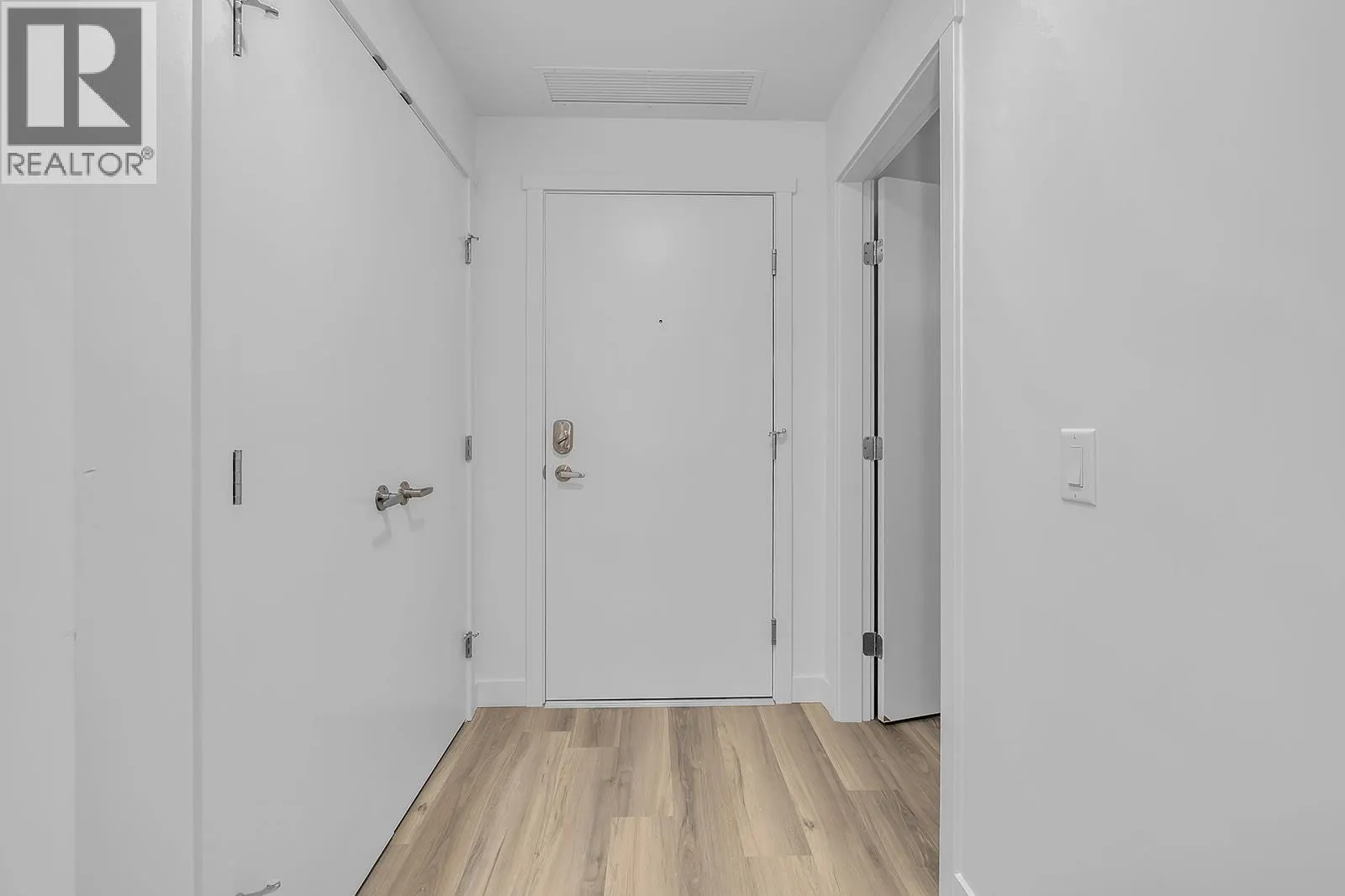 1057 Frost Road Unit# 218