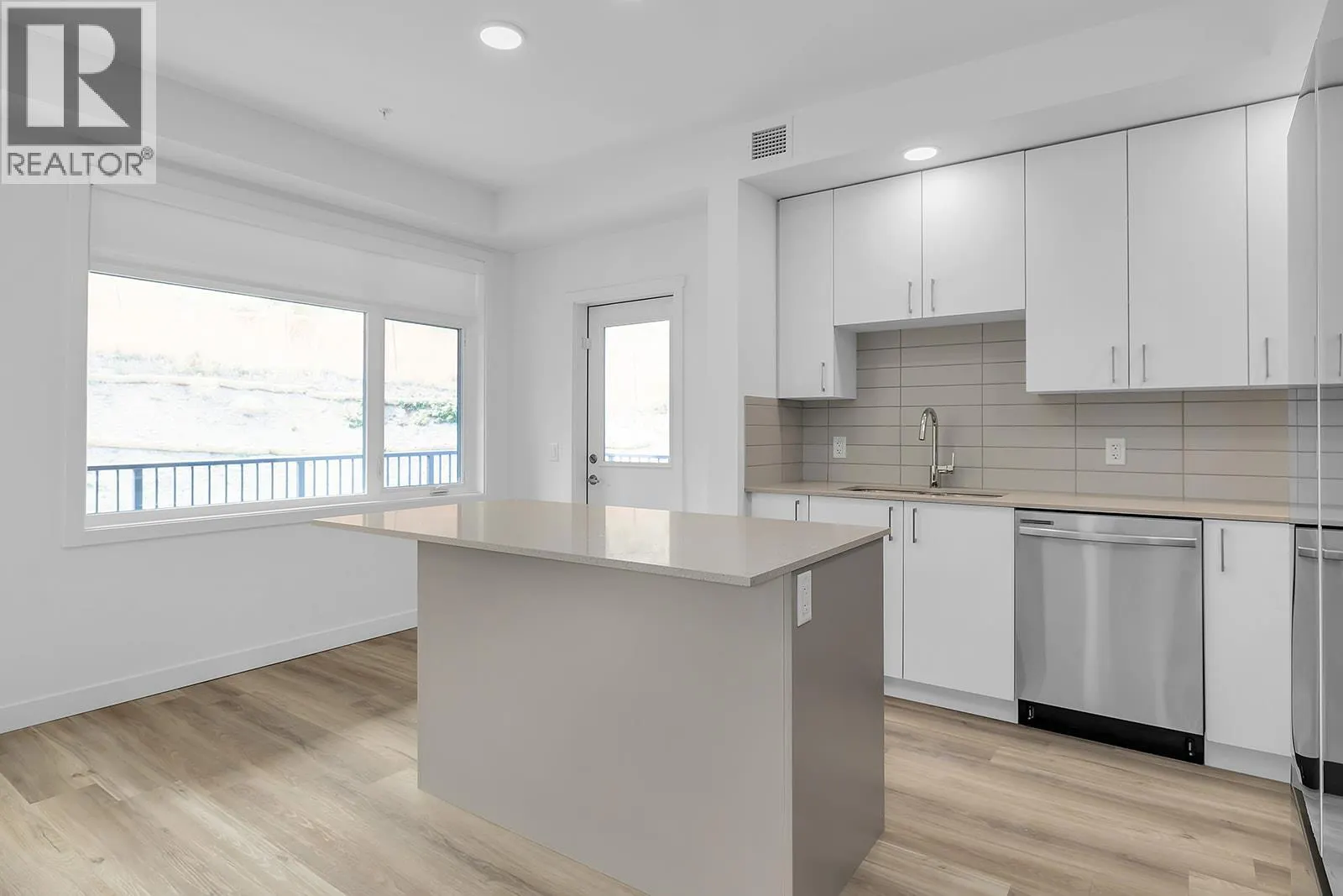 1057 Frost Road Unit# 218