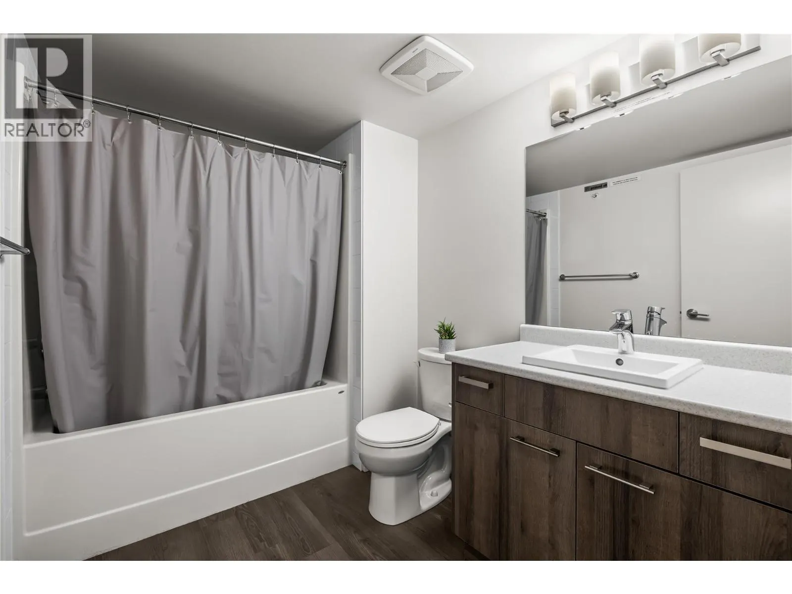 775 ACADEMY Way Unit# PH17