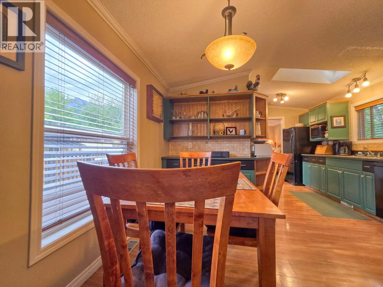 4789 Riverview Drive