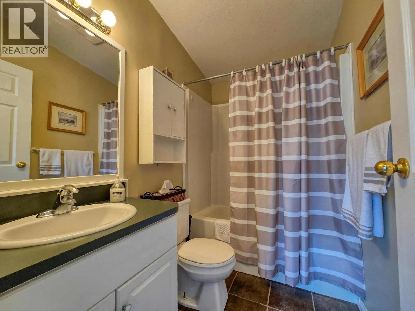 4789 Riverview Drive