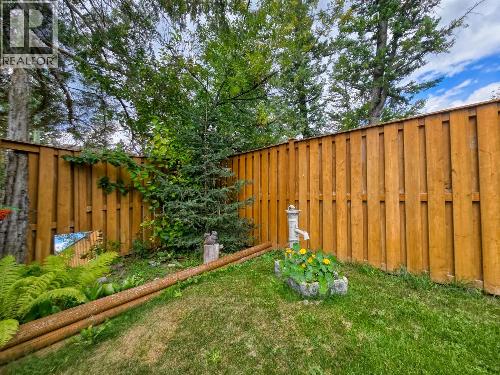 4789 Riverview Drive