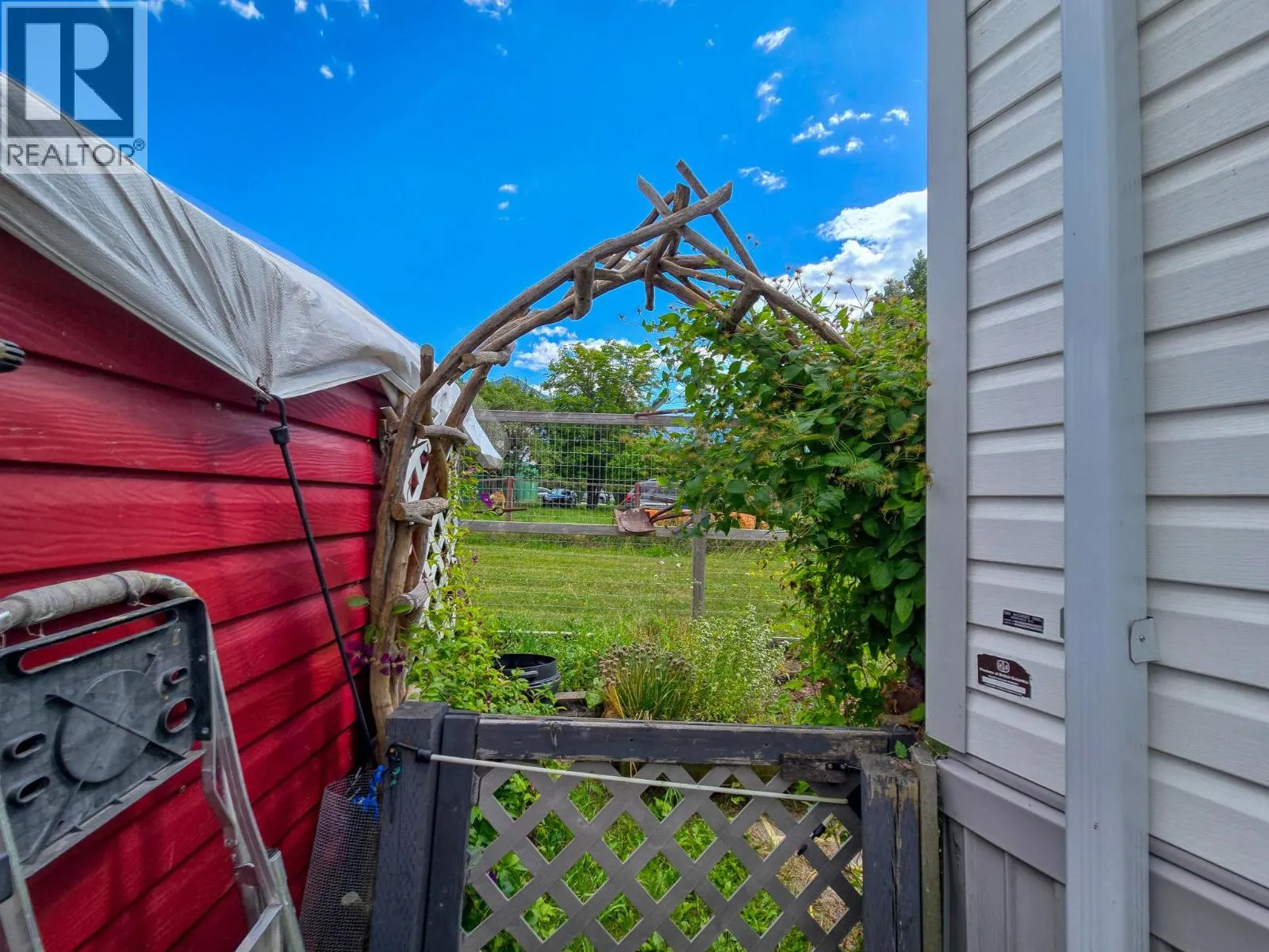 4789 Riverview Drive