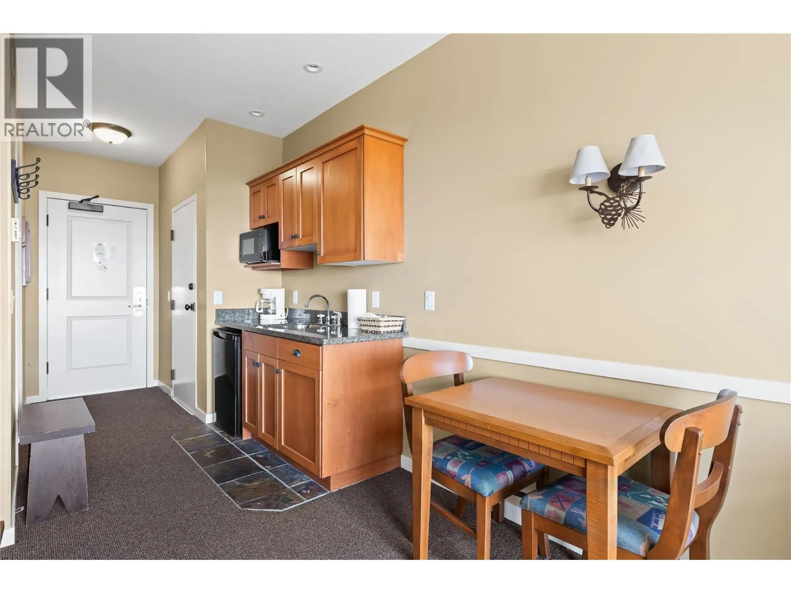 255 Feathertop Way Unit# 308/308A