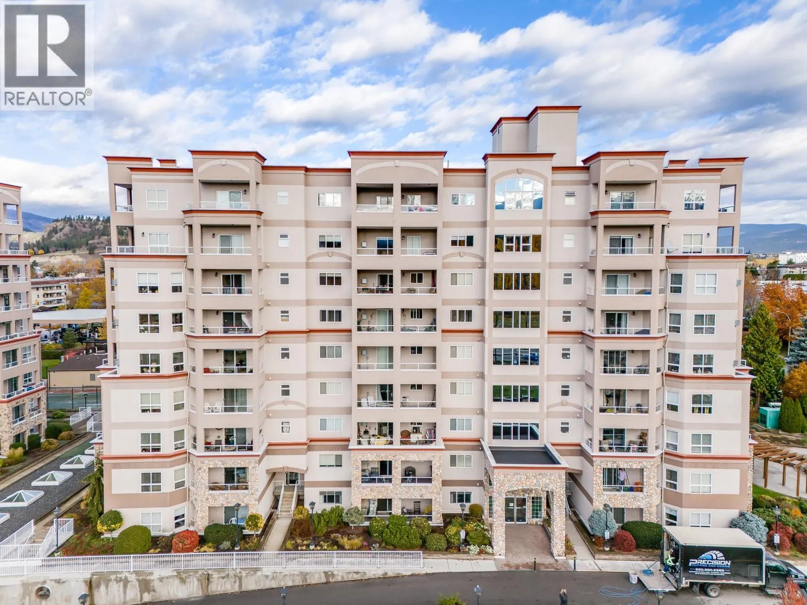 1966 Durnin Road Unit# 104