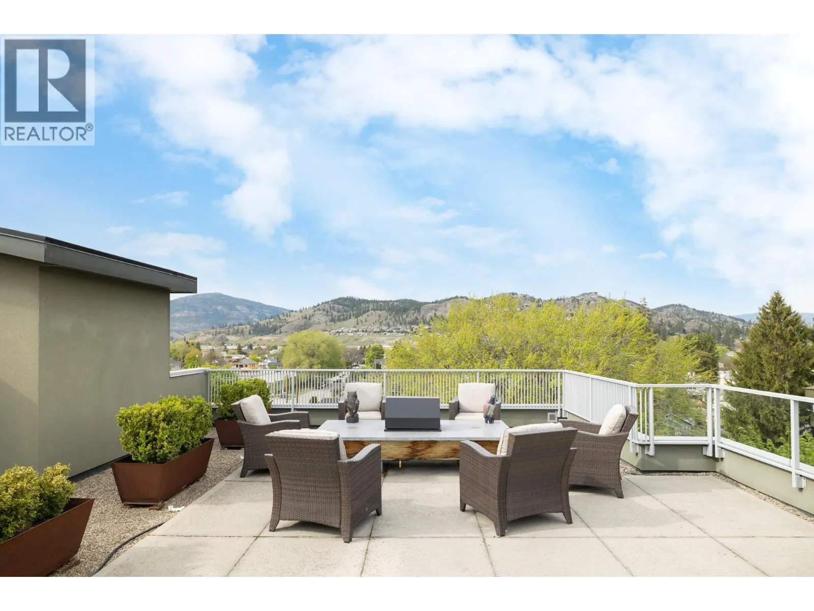 1495 Graham Street Unit# 304