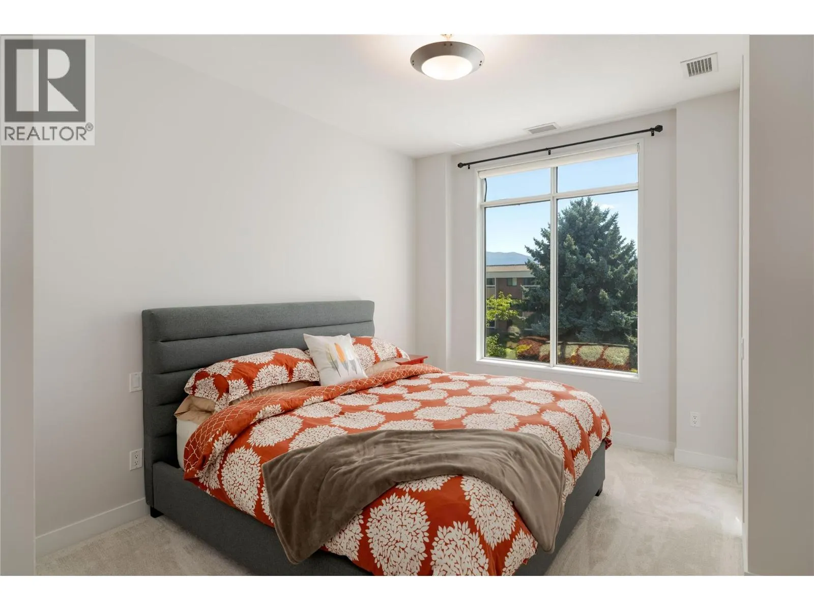 1495 Graham Street Unit# 304