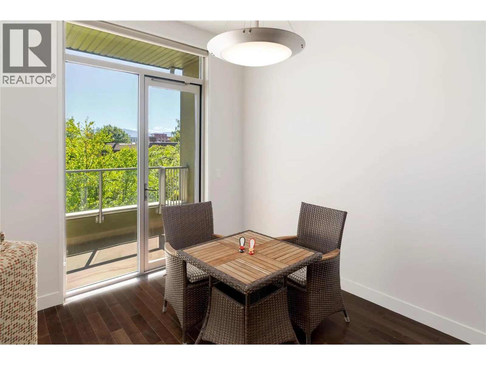 1495 Graham Street Unit# 304