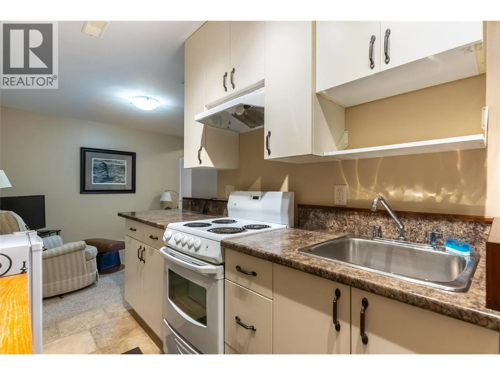 2595 TALBOT Drive