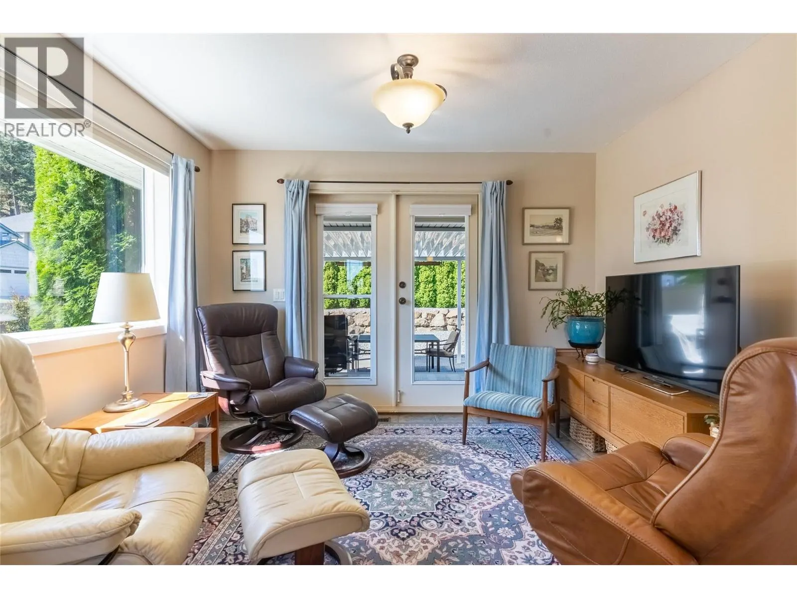2595 TALBOT Drive