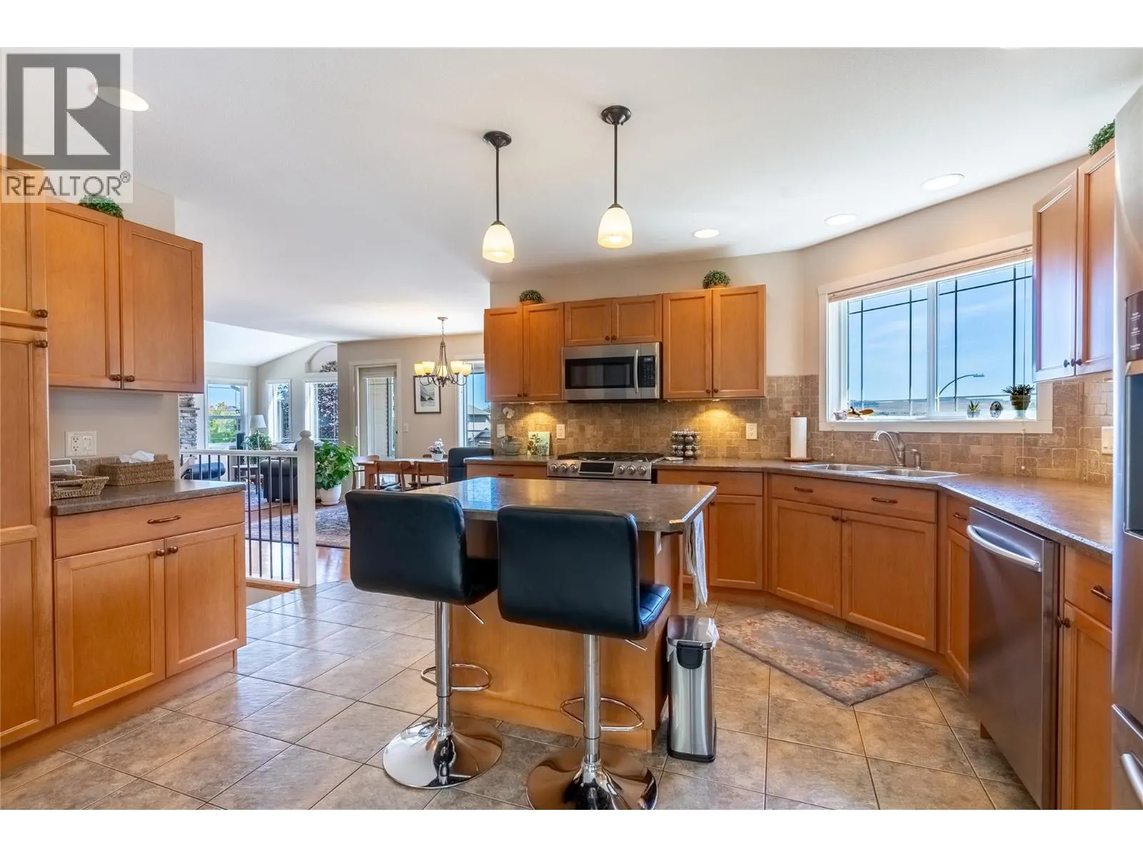 2595 TALBOT Drive