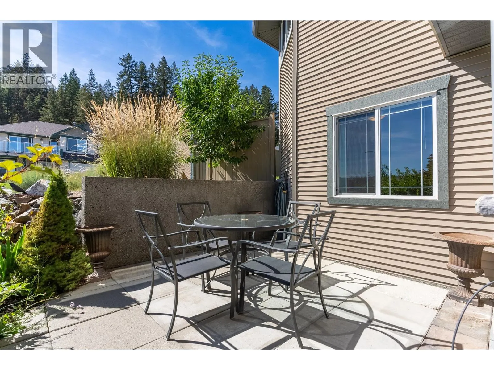 2595 TALBOT Drive