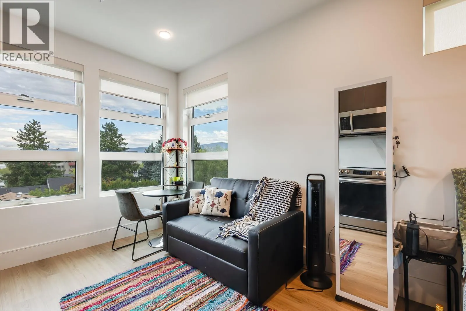720 KLO Road Unit# 401