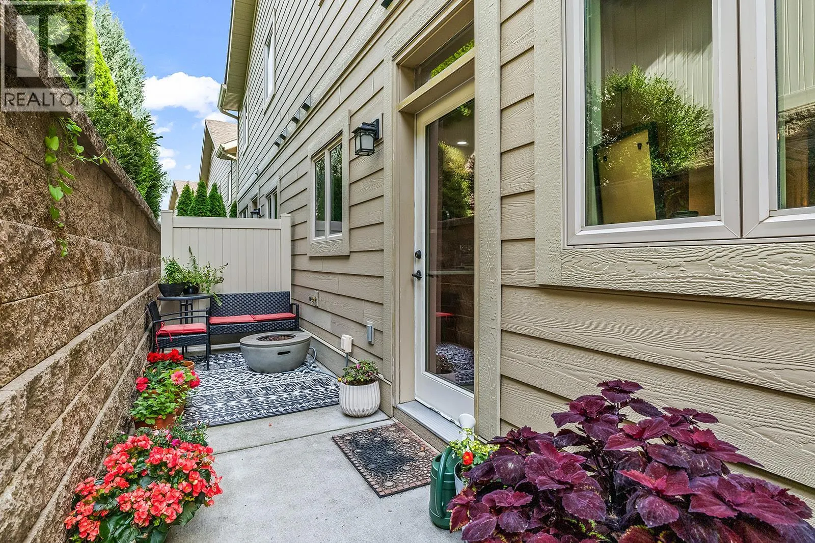 2283 Shannon Heights Court Unit# 6