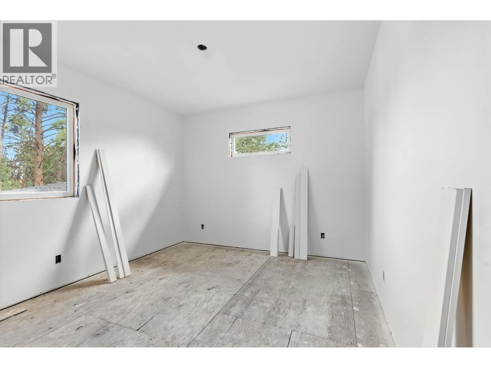 2208 Surrey Road
