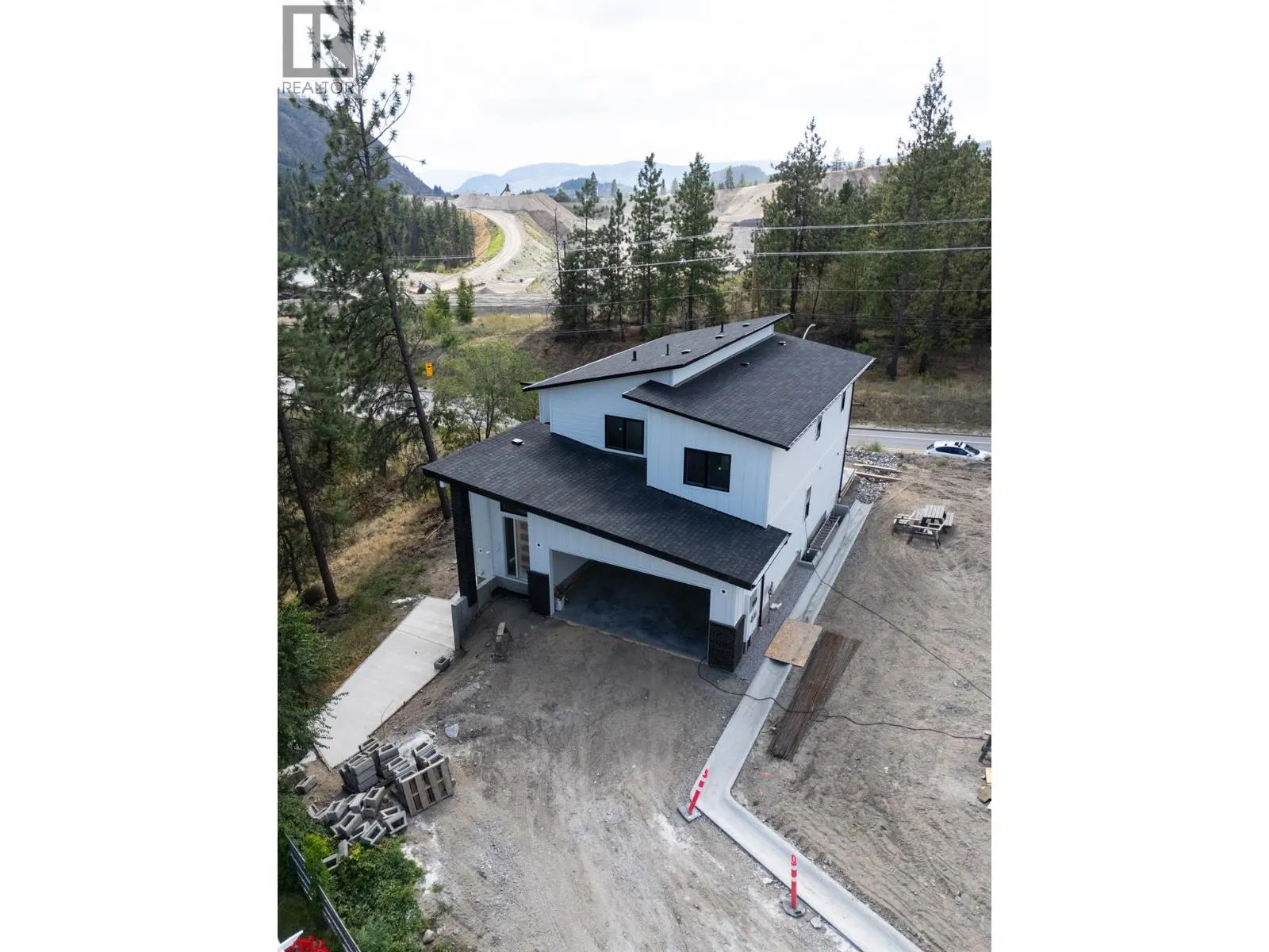 2208 Surrey Road