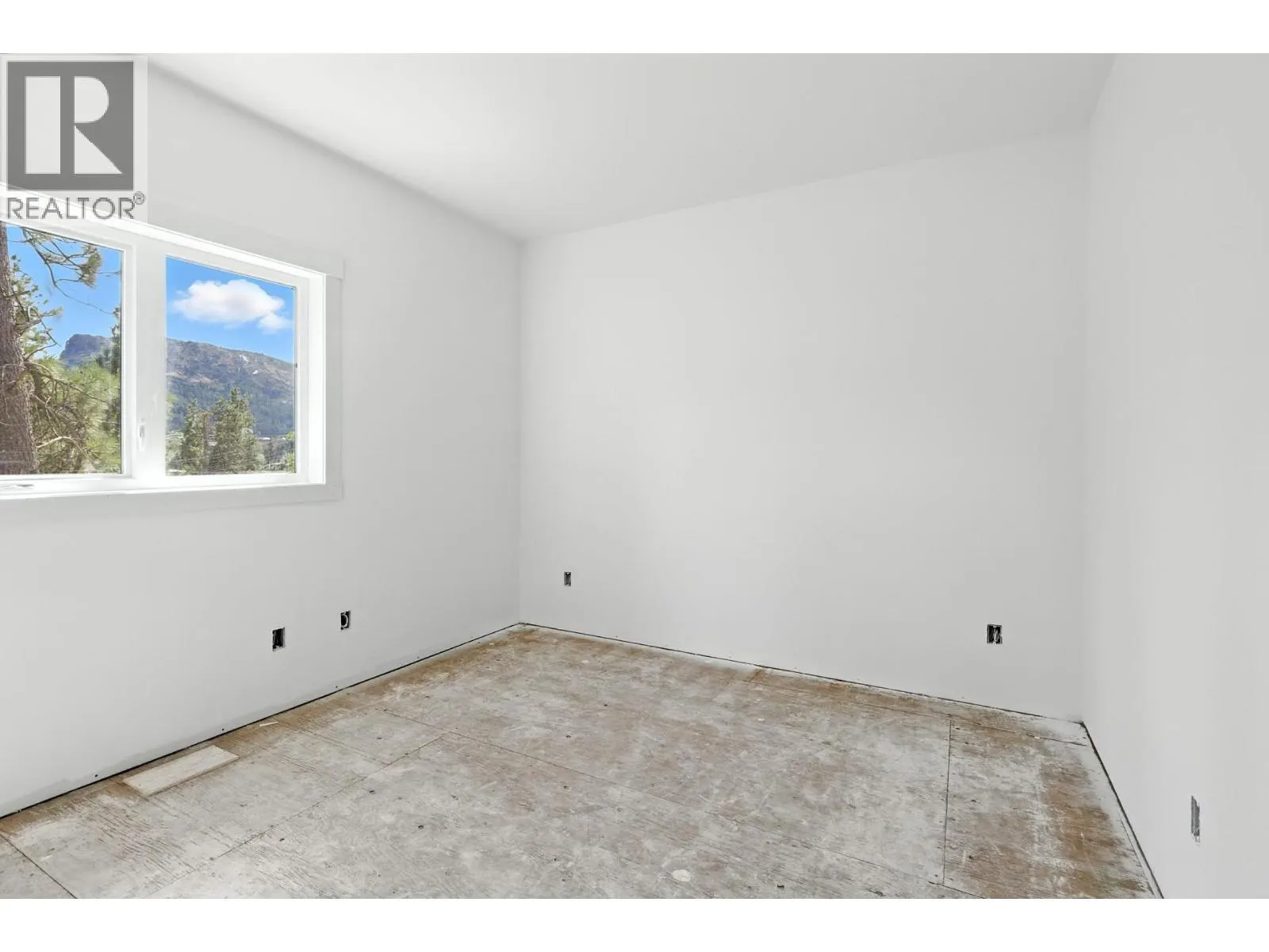 2208 Surrey Road