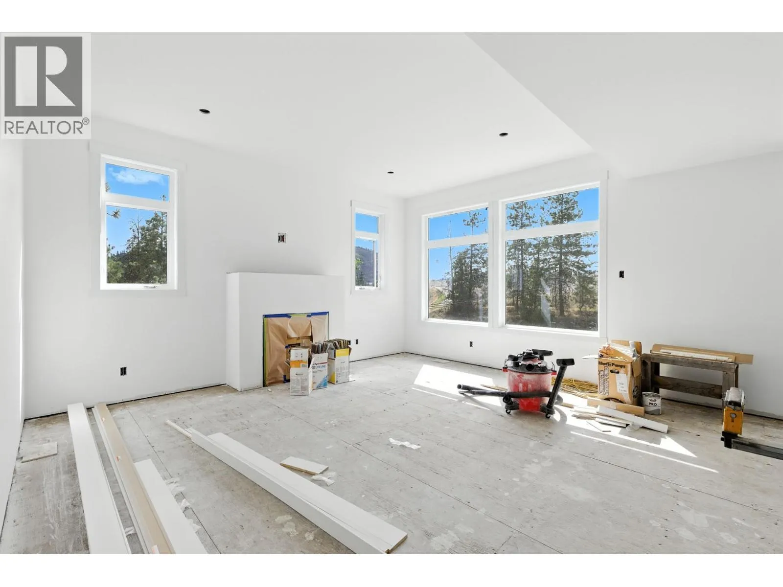 2208 Surrey Road