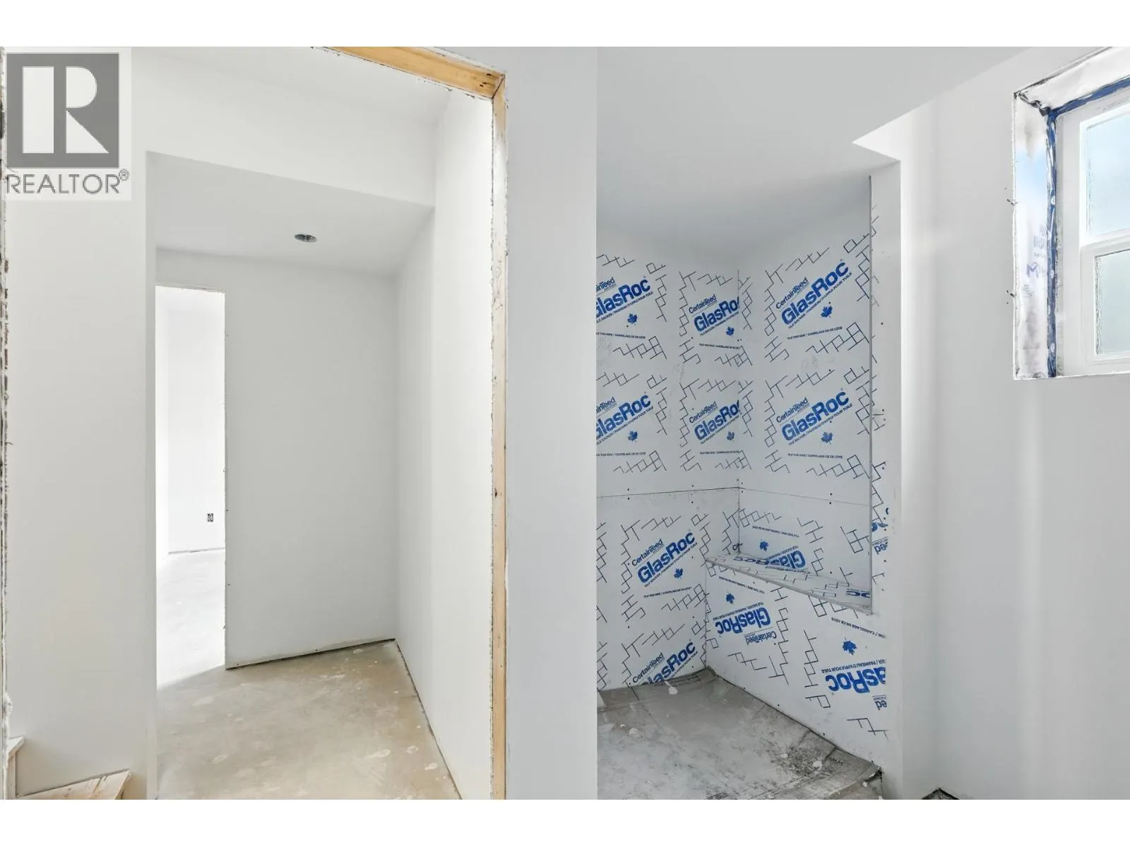 2208 Surrey Road