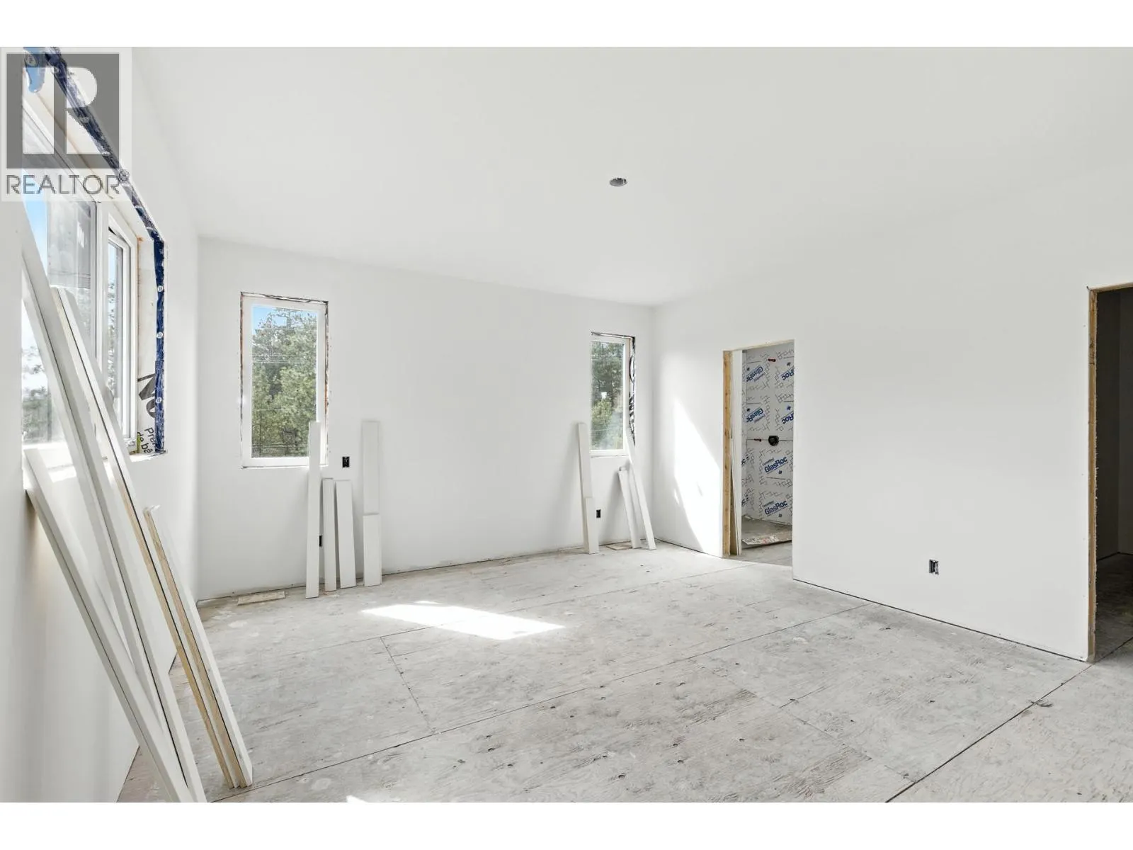 2208 Surrey Road