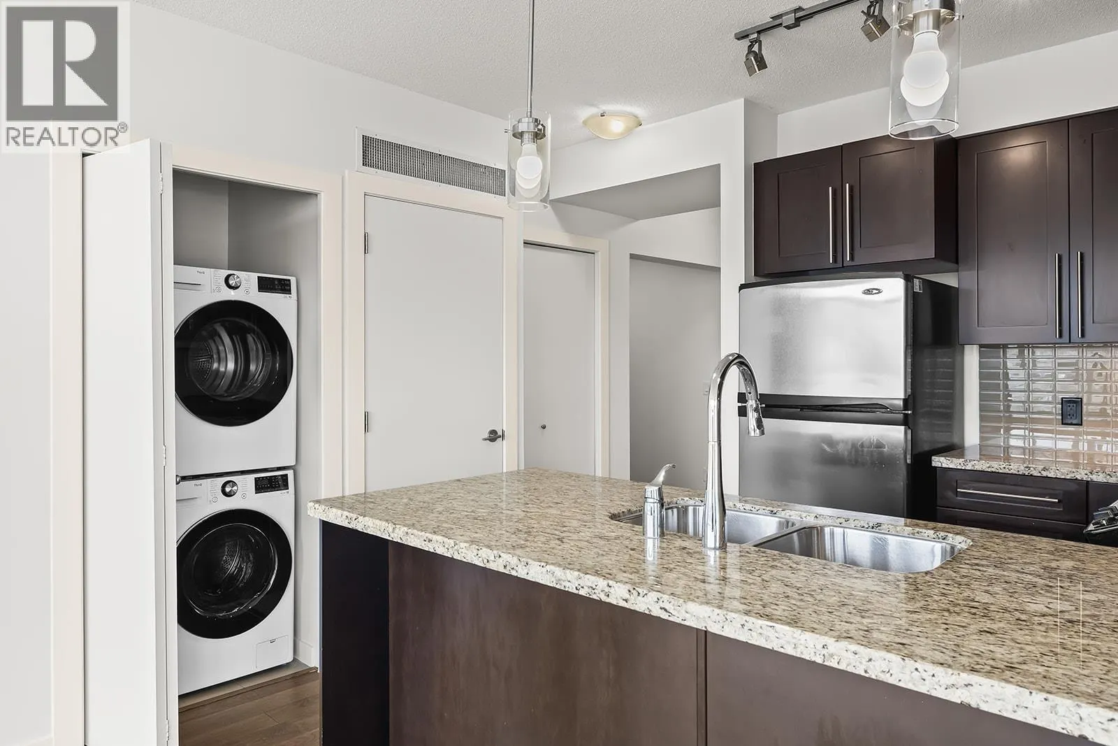 1075 Sunset Drive Unit# 1902