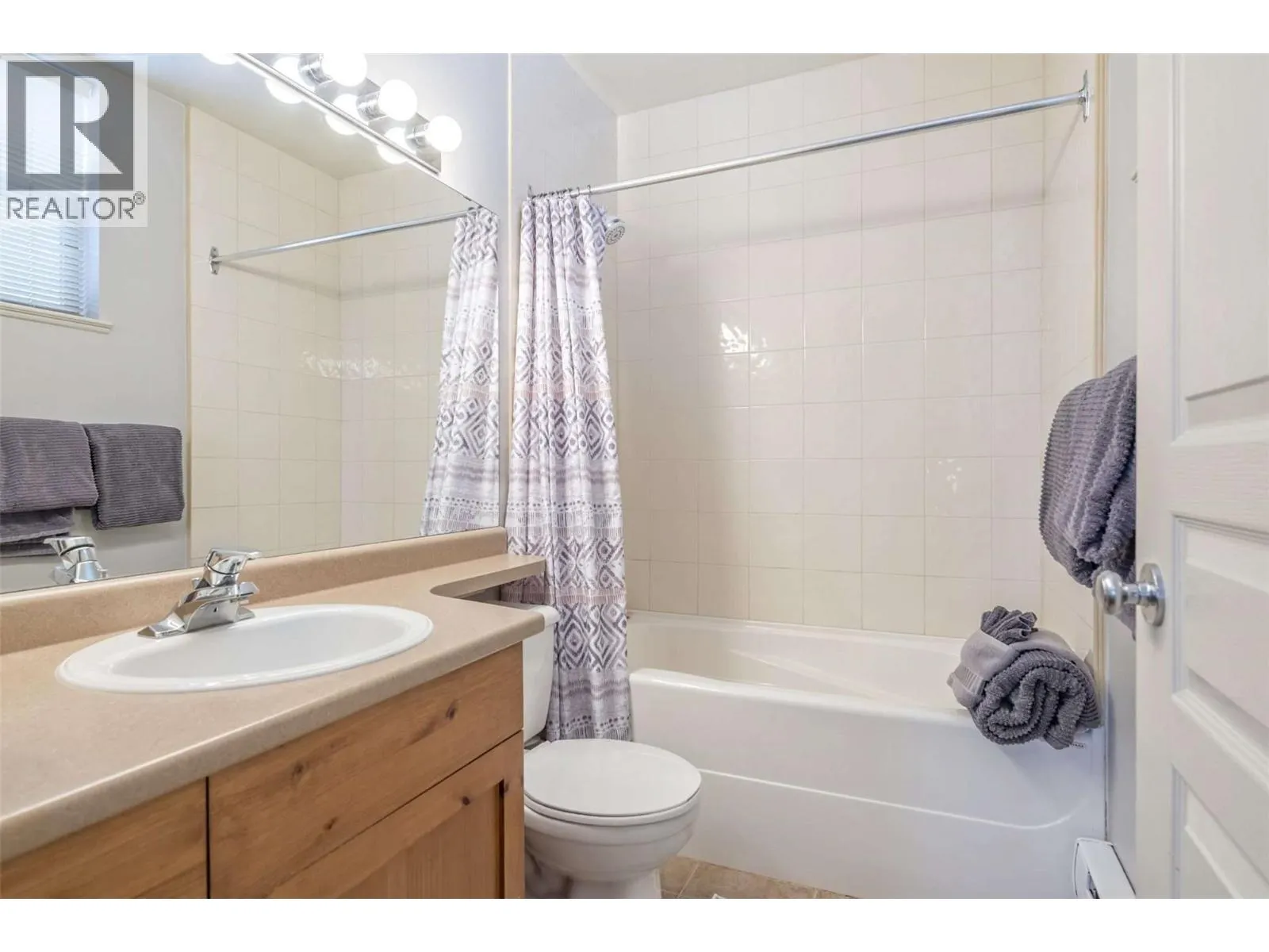 9802 Silver Star Road Unit# 109