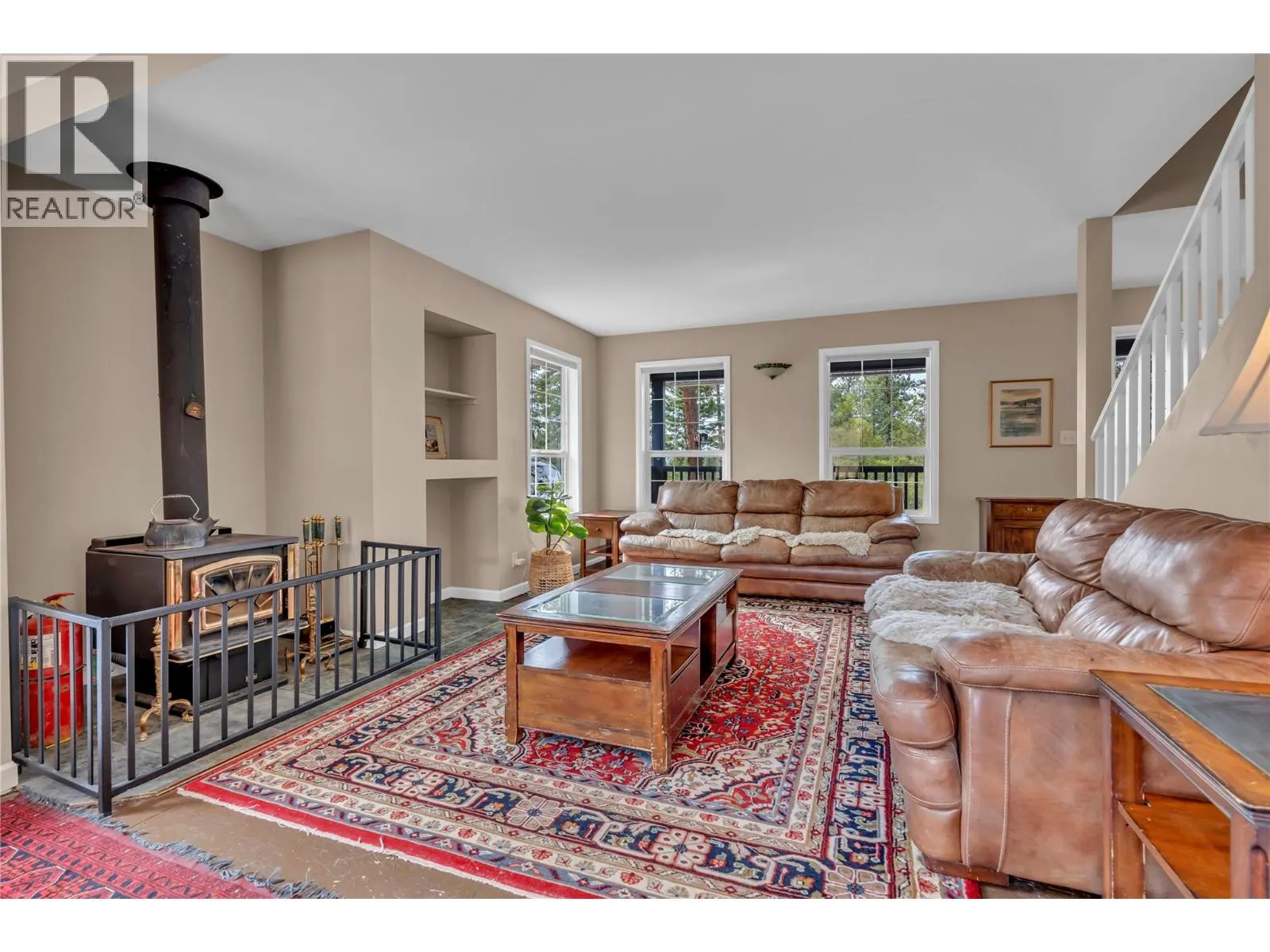 147 Pinetree Way
