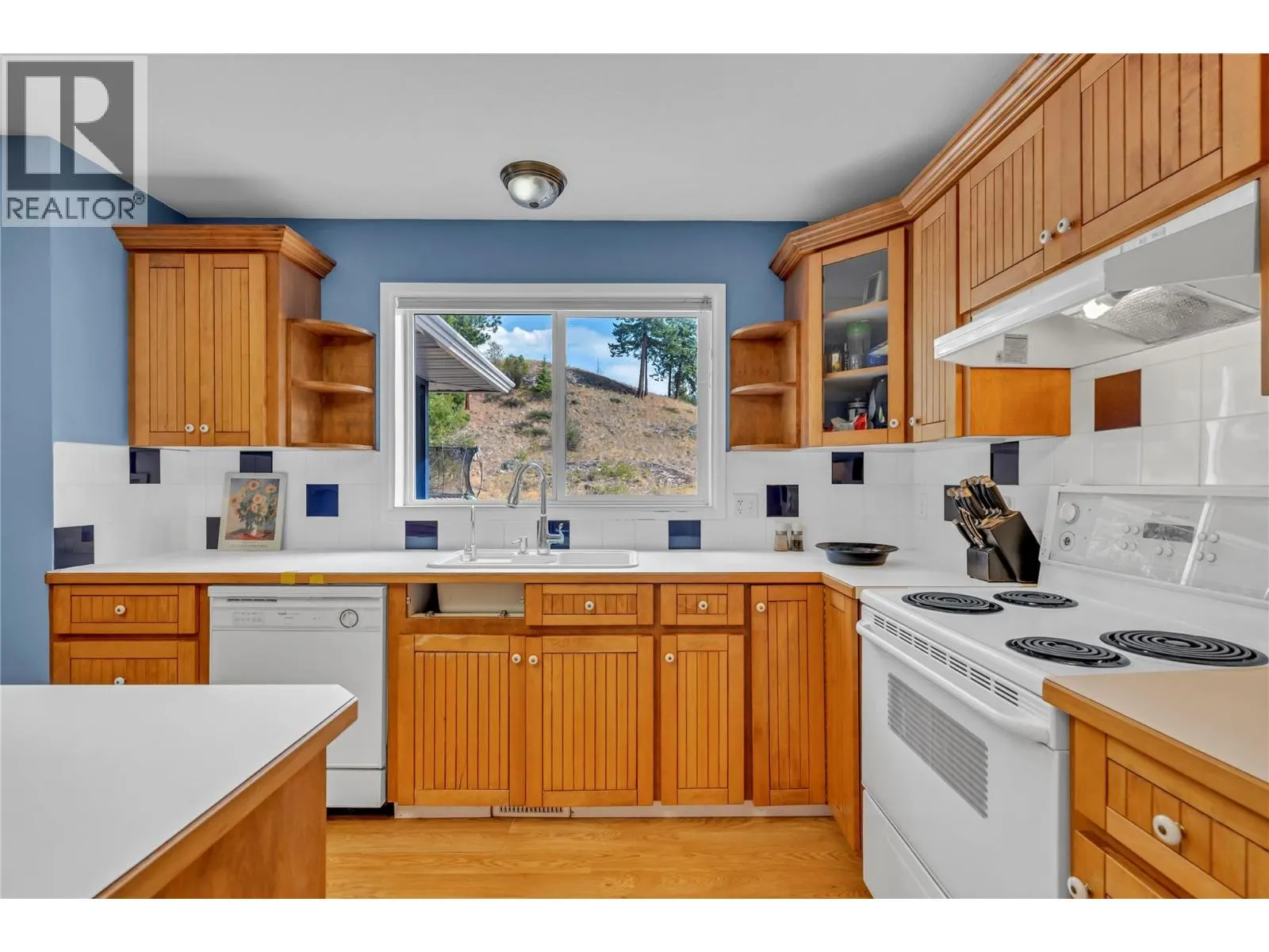 147 Pinetree Way