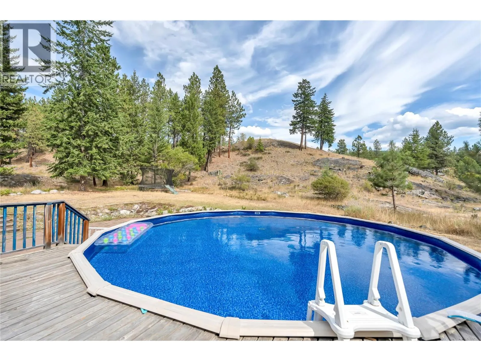 147 Pinetree Way