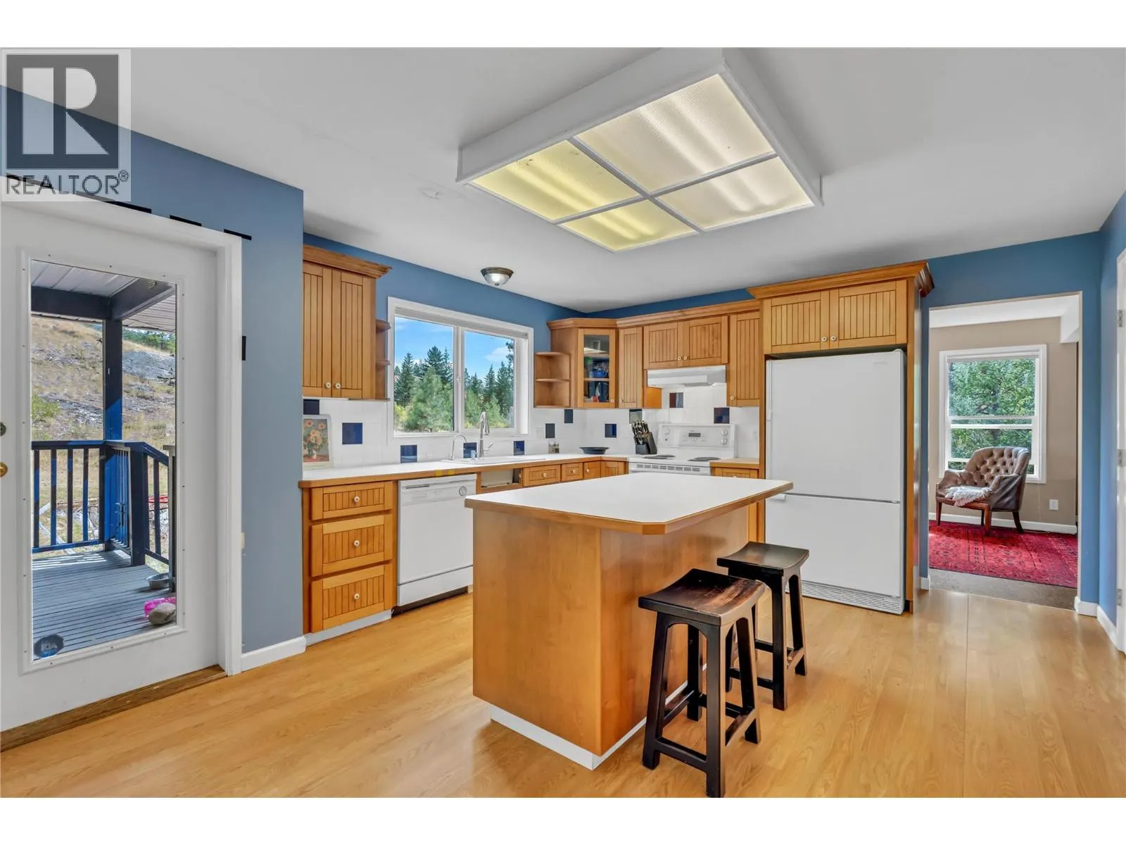 147 Pinetree Way
