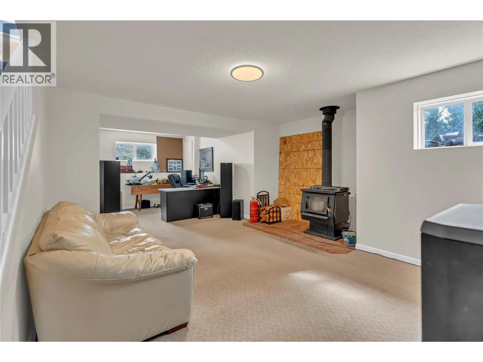 147 Pinetree Way