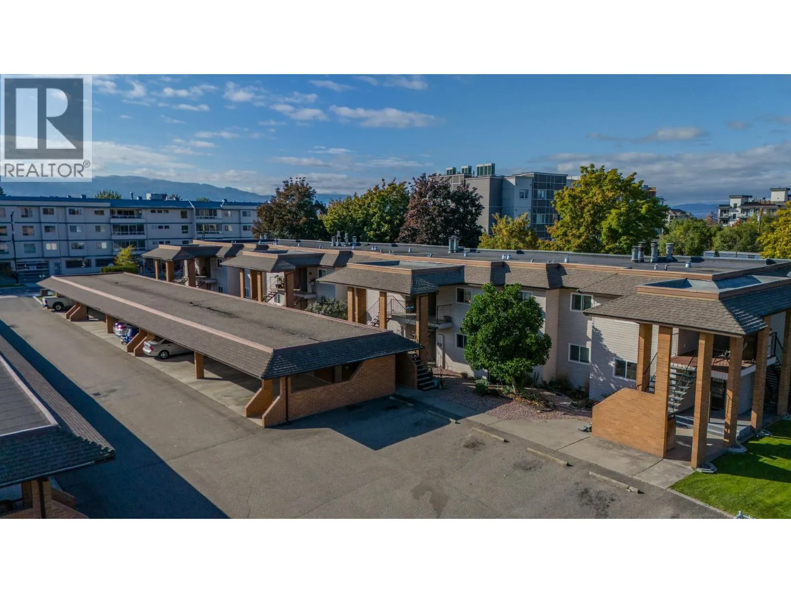 240 McIntosh Road Unit# 211