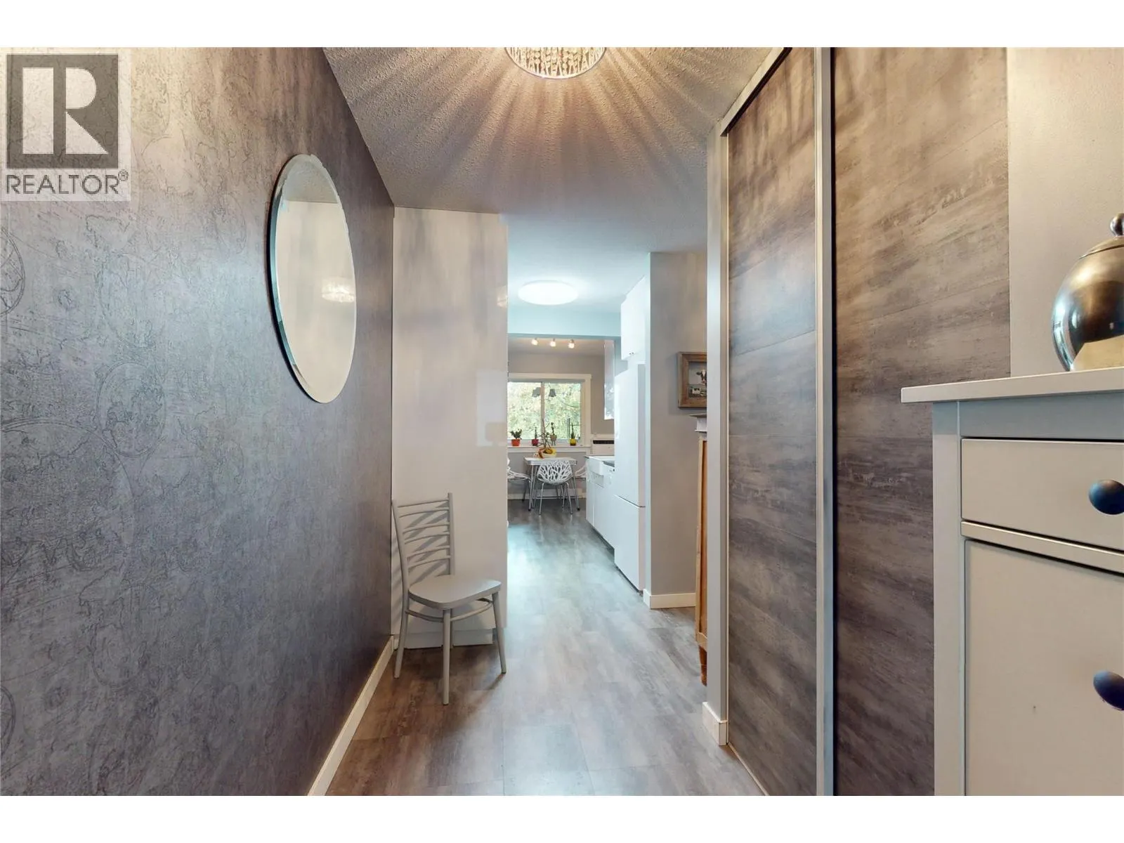 240 McIntosh Road Unit# 211