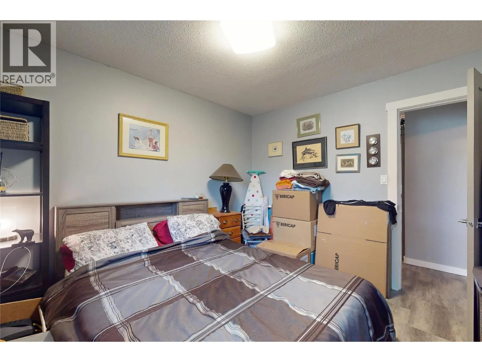 240 McIntosh Road Unit# 211