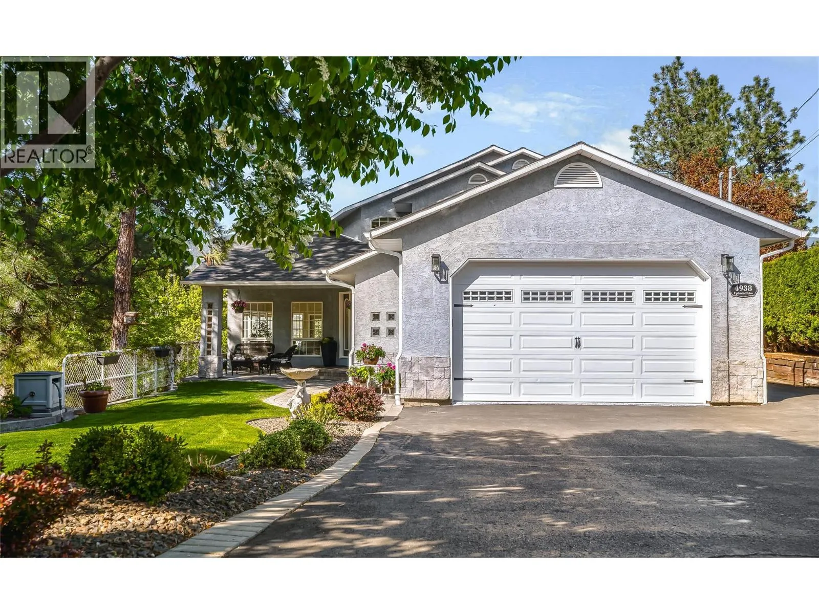 4938 Uplands Drive