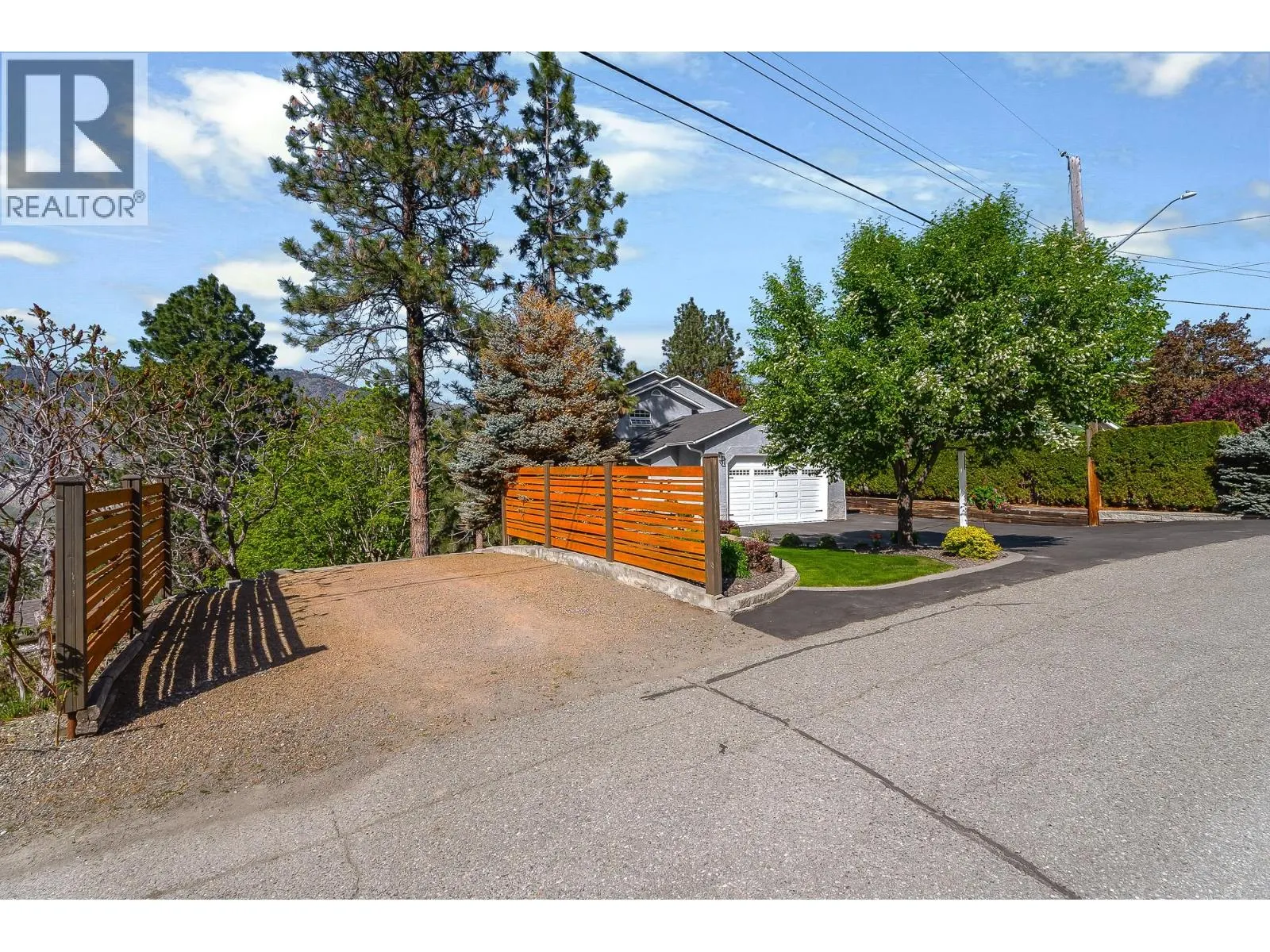 4938 Uplands Drive