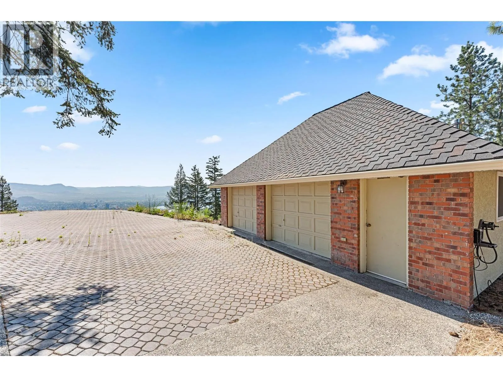 929 Guest Road