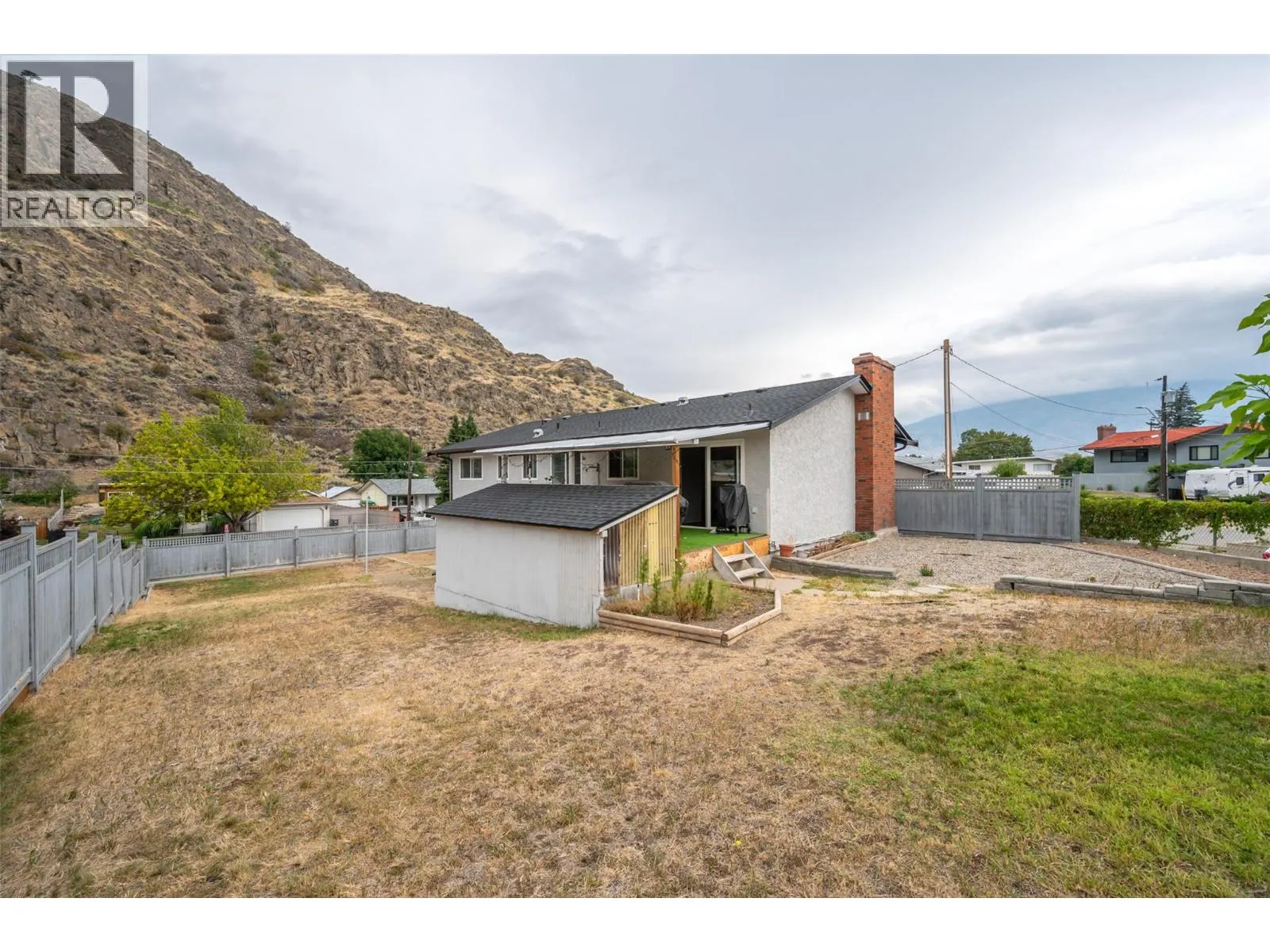 6142 Eveningstar Close