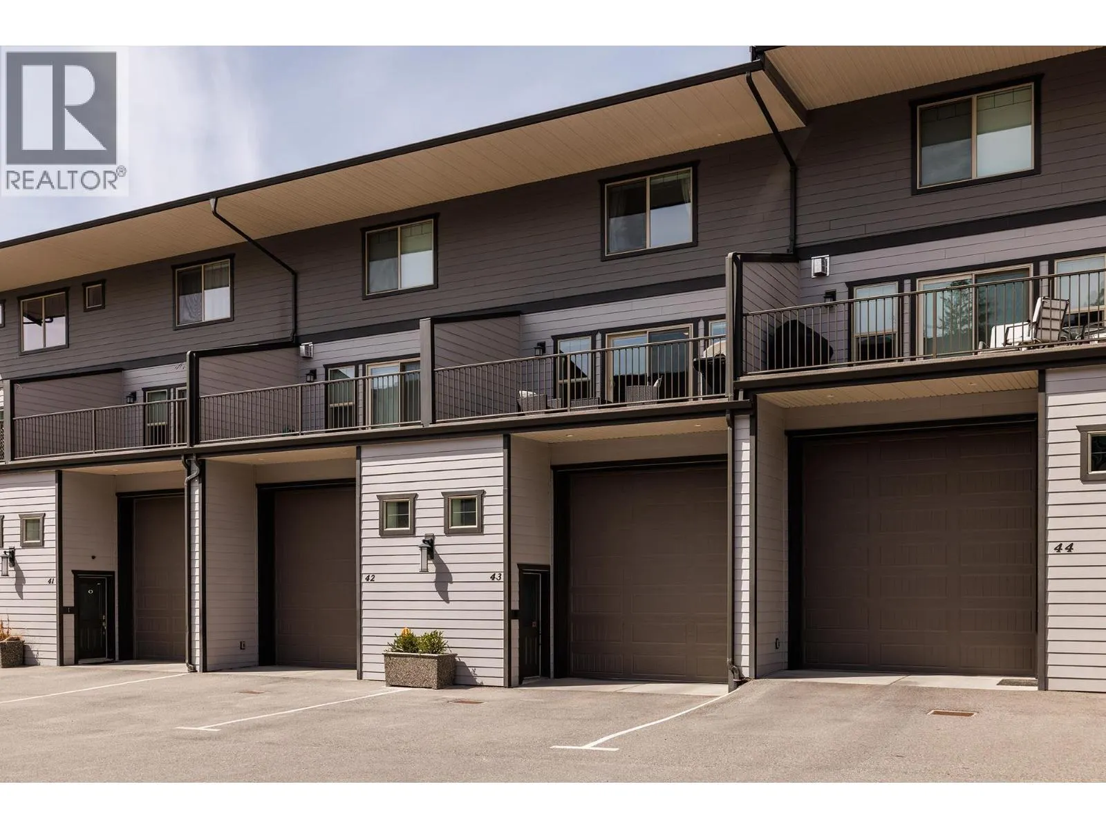 3359 Cougar Road Unit# 43