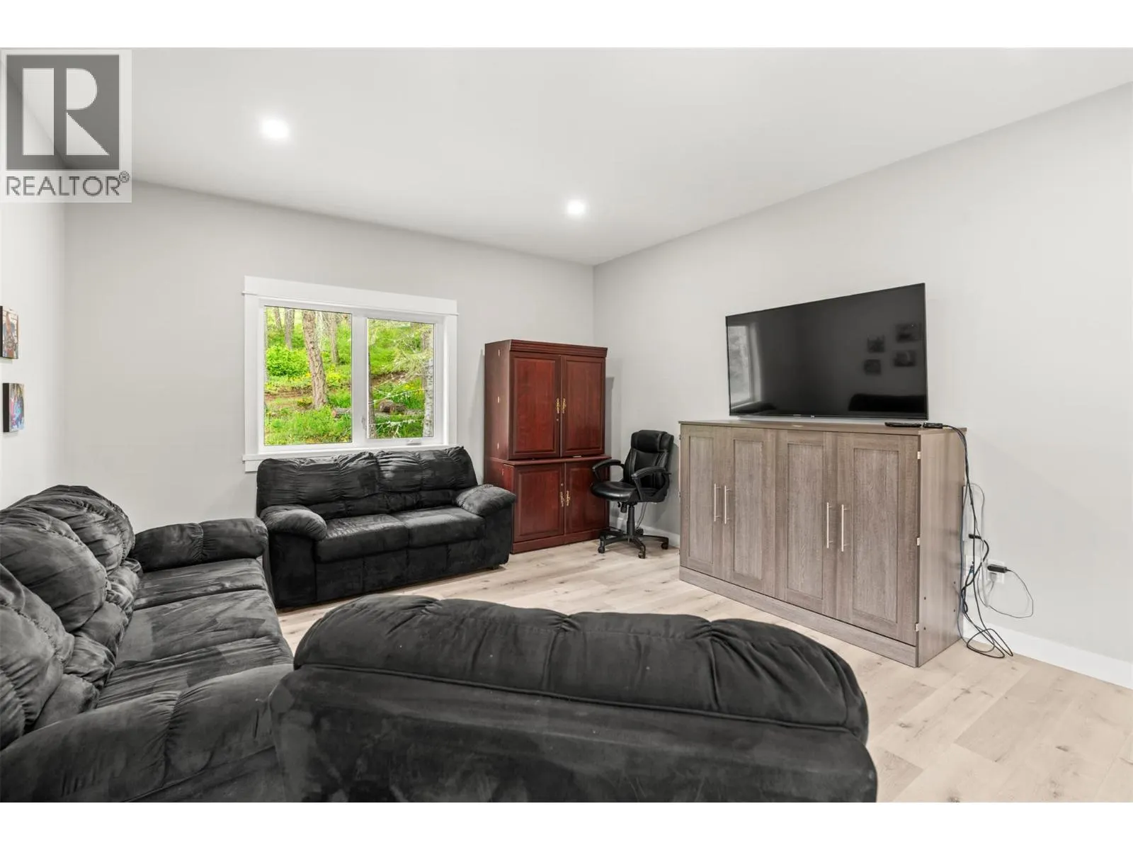 307 Oxbow Place