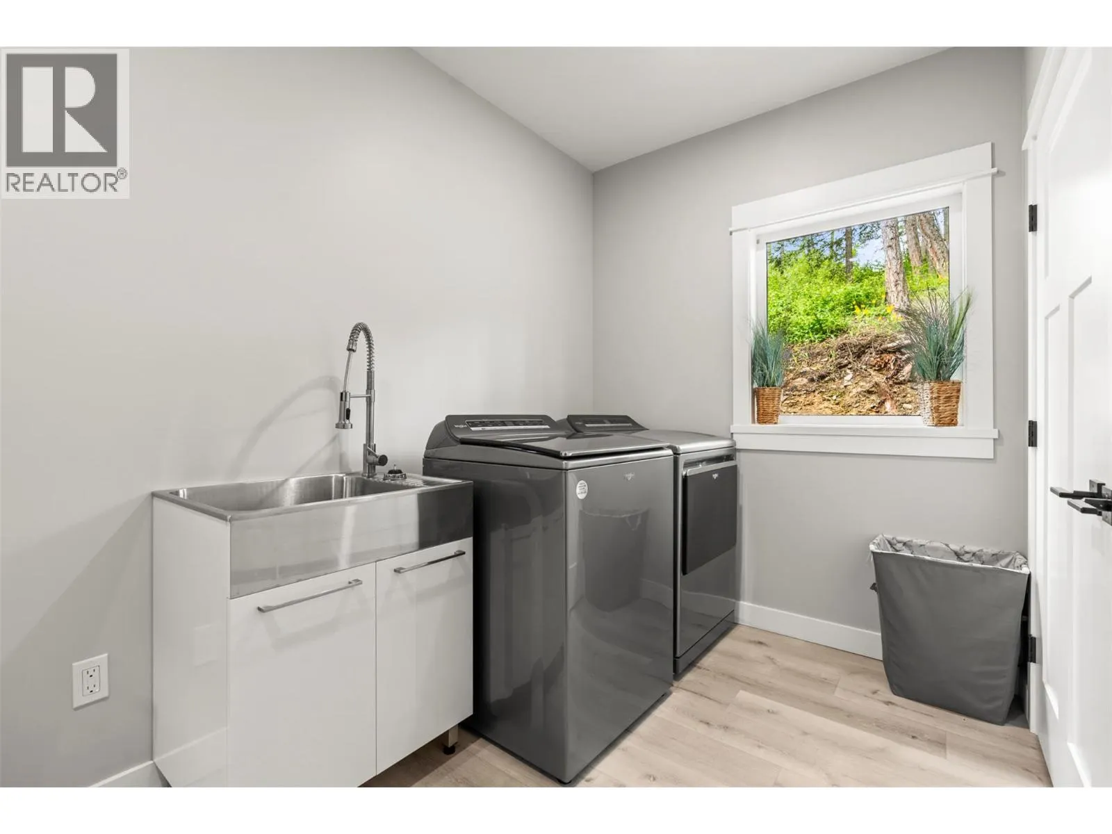 307 Oxbow Place