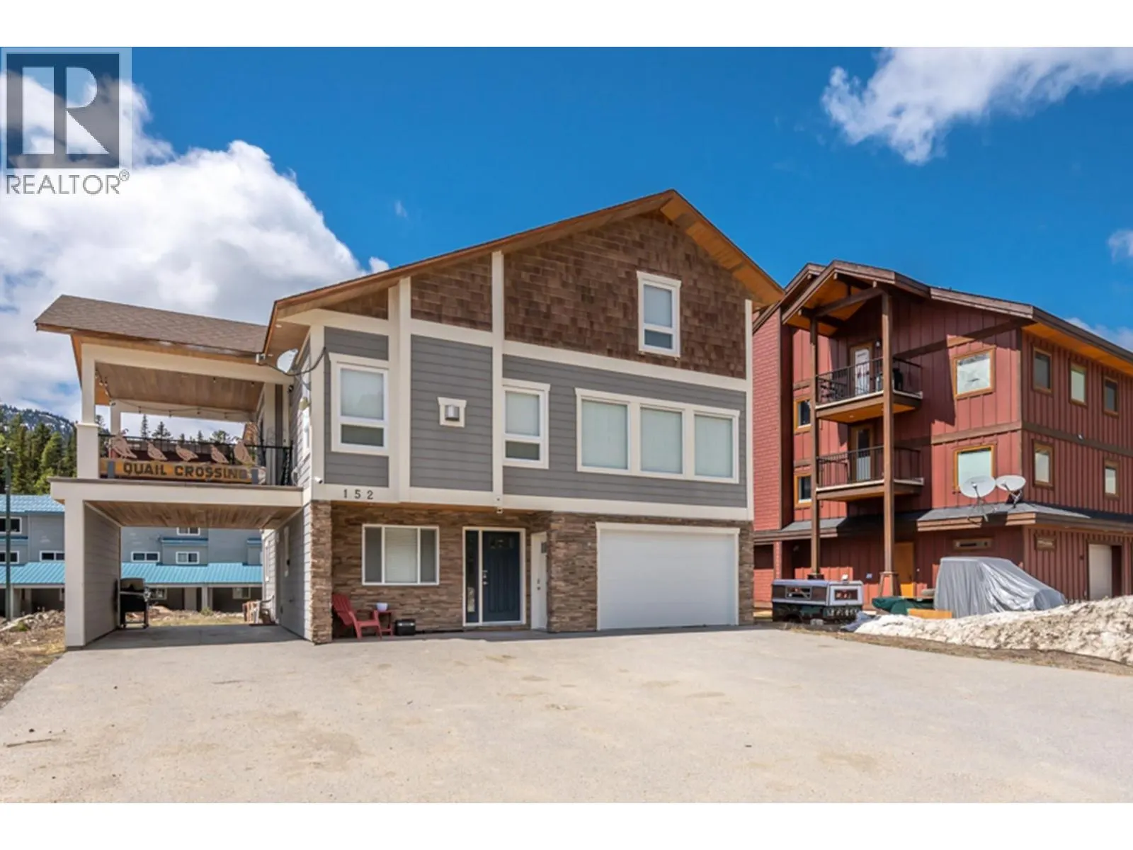 152 CLEARVIEW Crescent