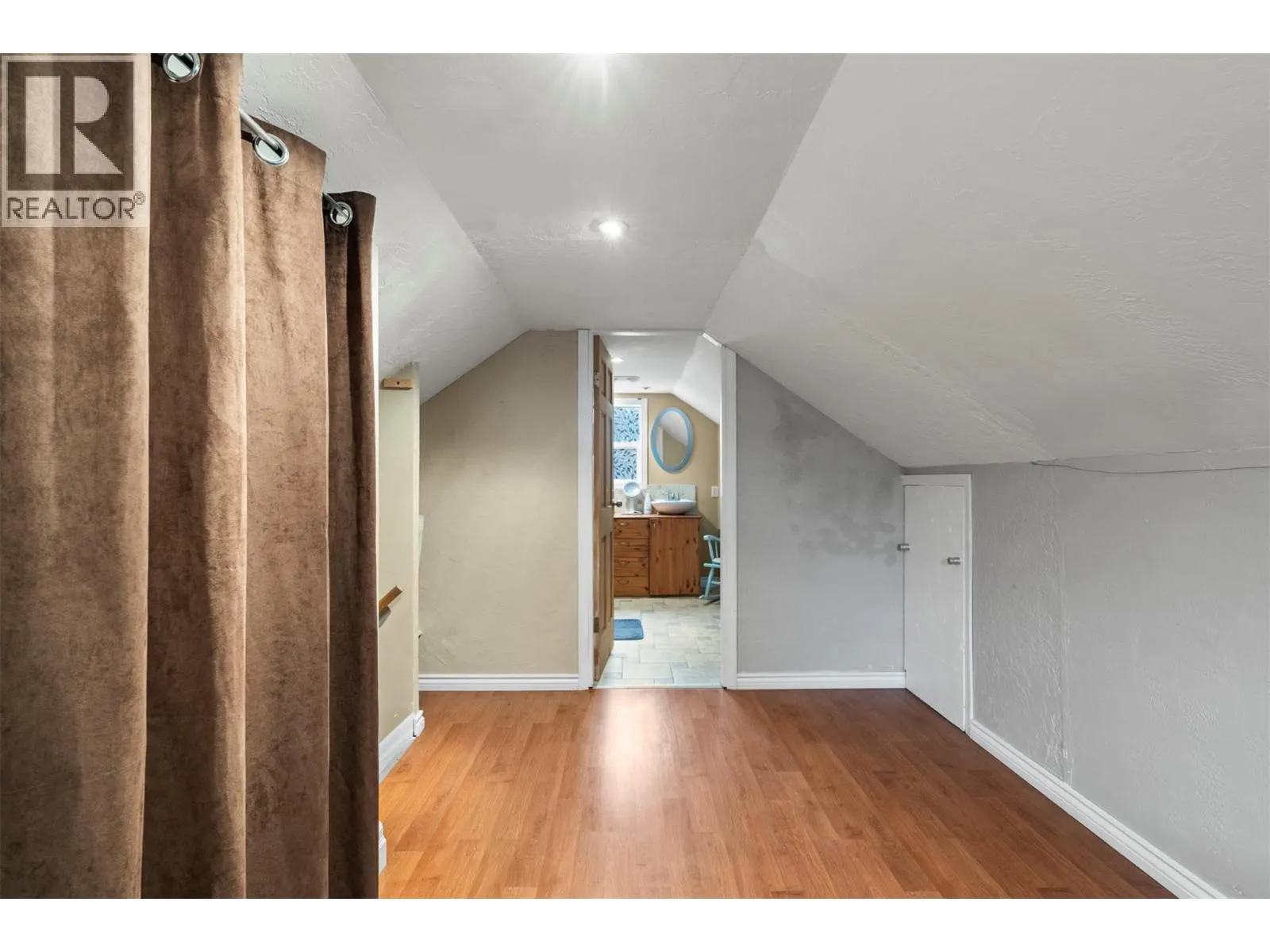 728 Mill Avenue