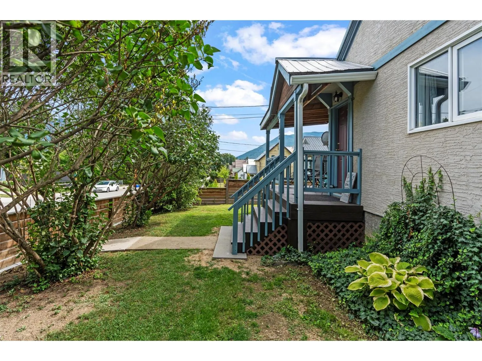728 Mill Avenue
