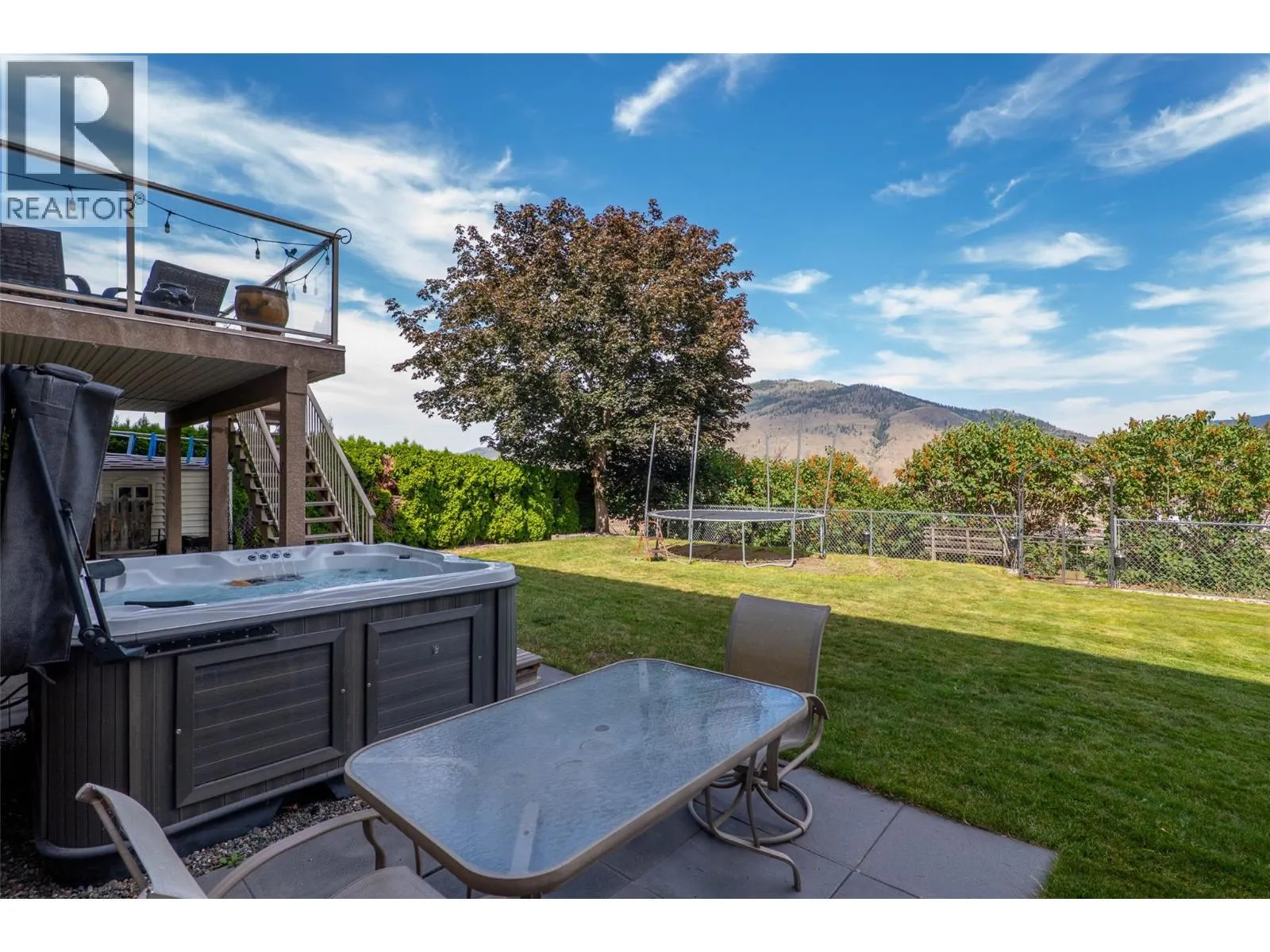 877 QUAIL Drive