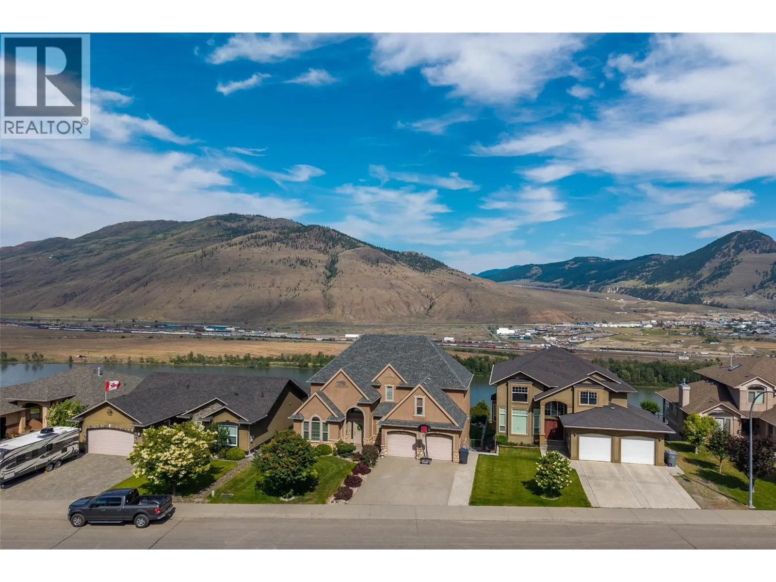 877 QUAIL Drive