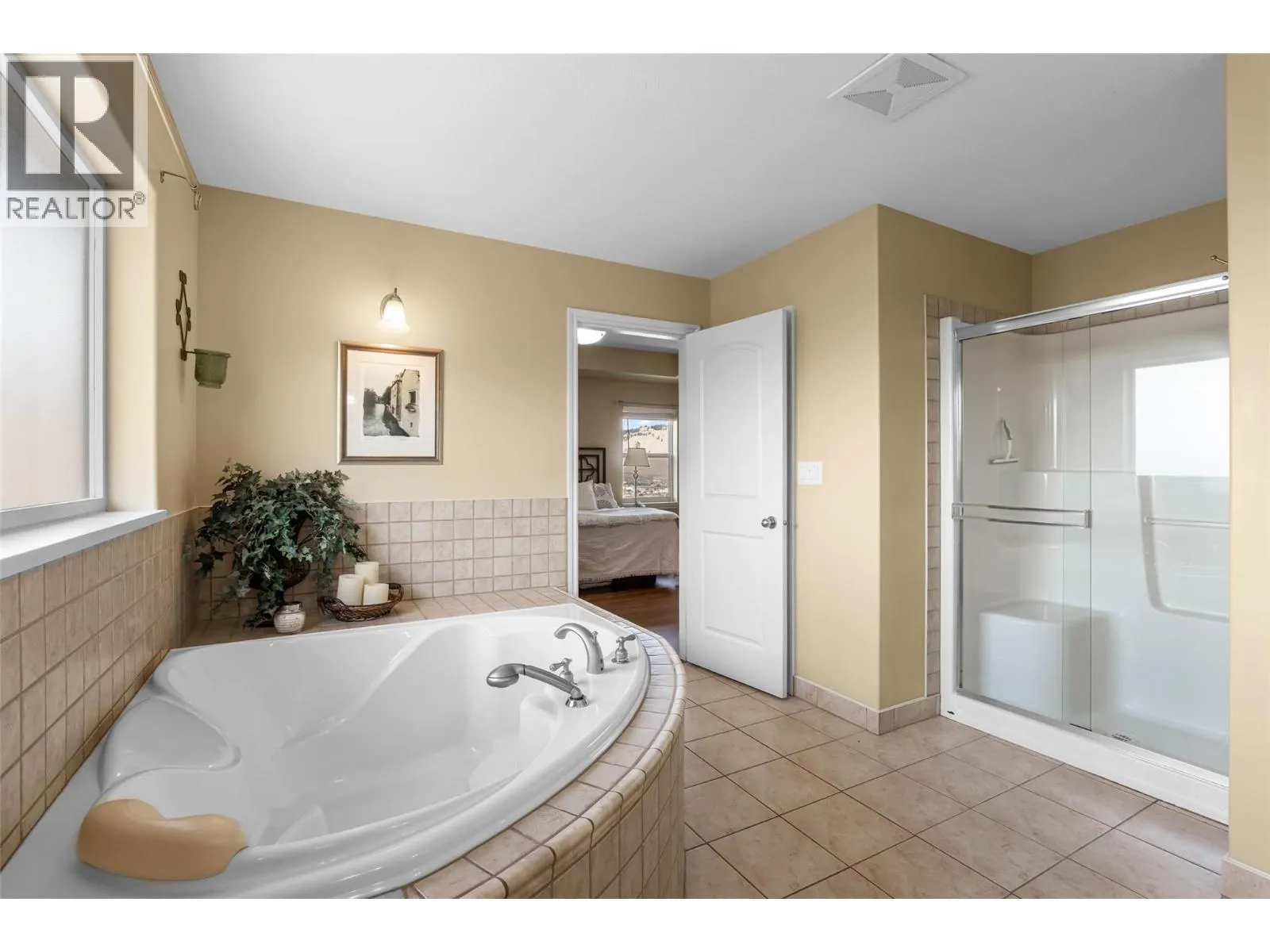 877 QUAIL Drive
